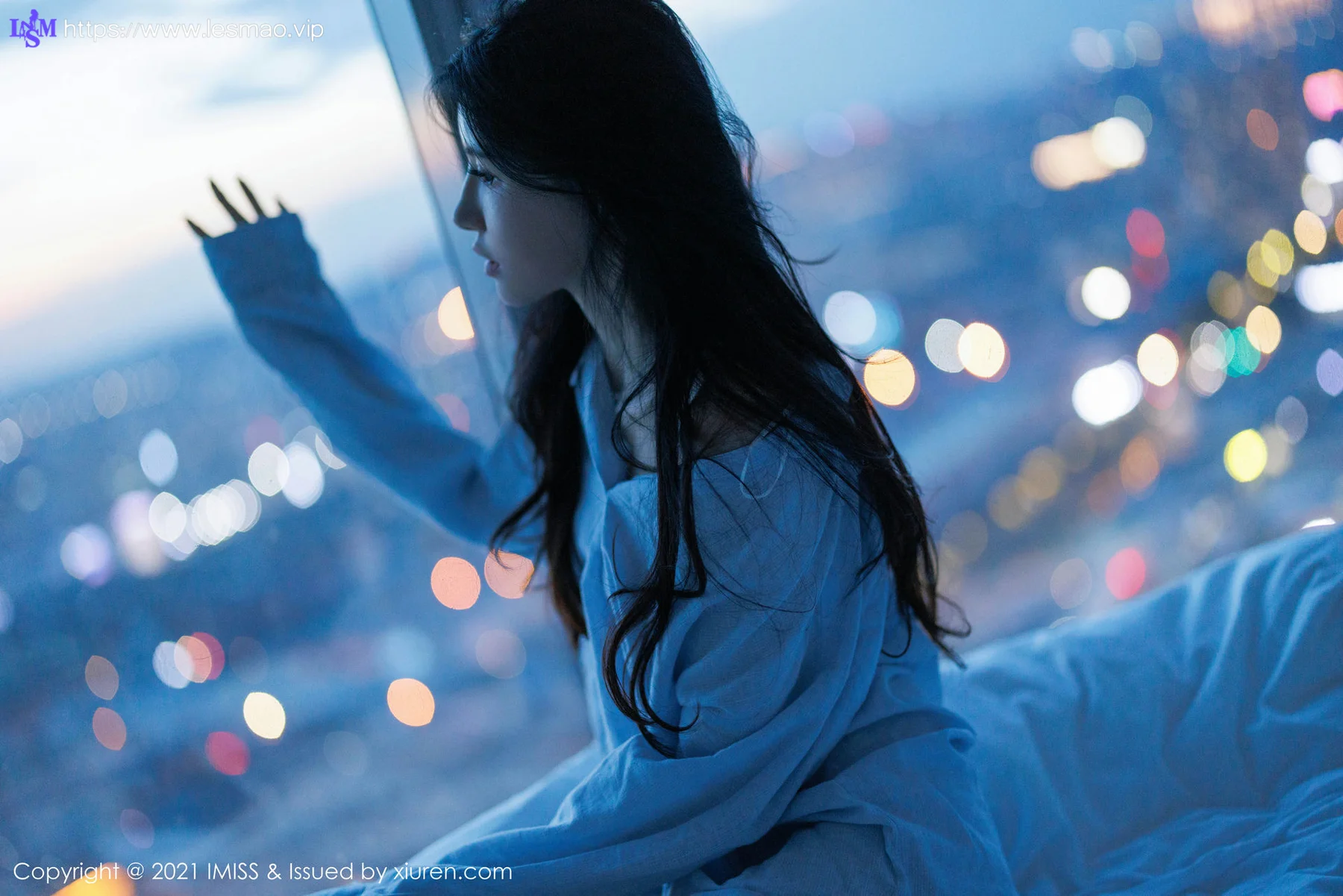 IMiss 爱蜜社 Vol.759 SISY思 诱人原色丝袜性感写真 - 33