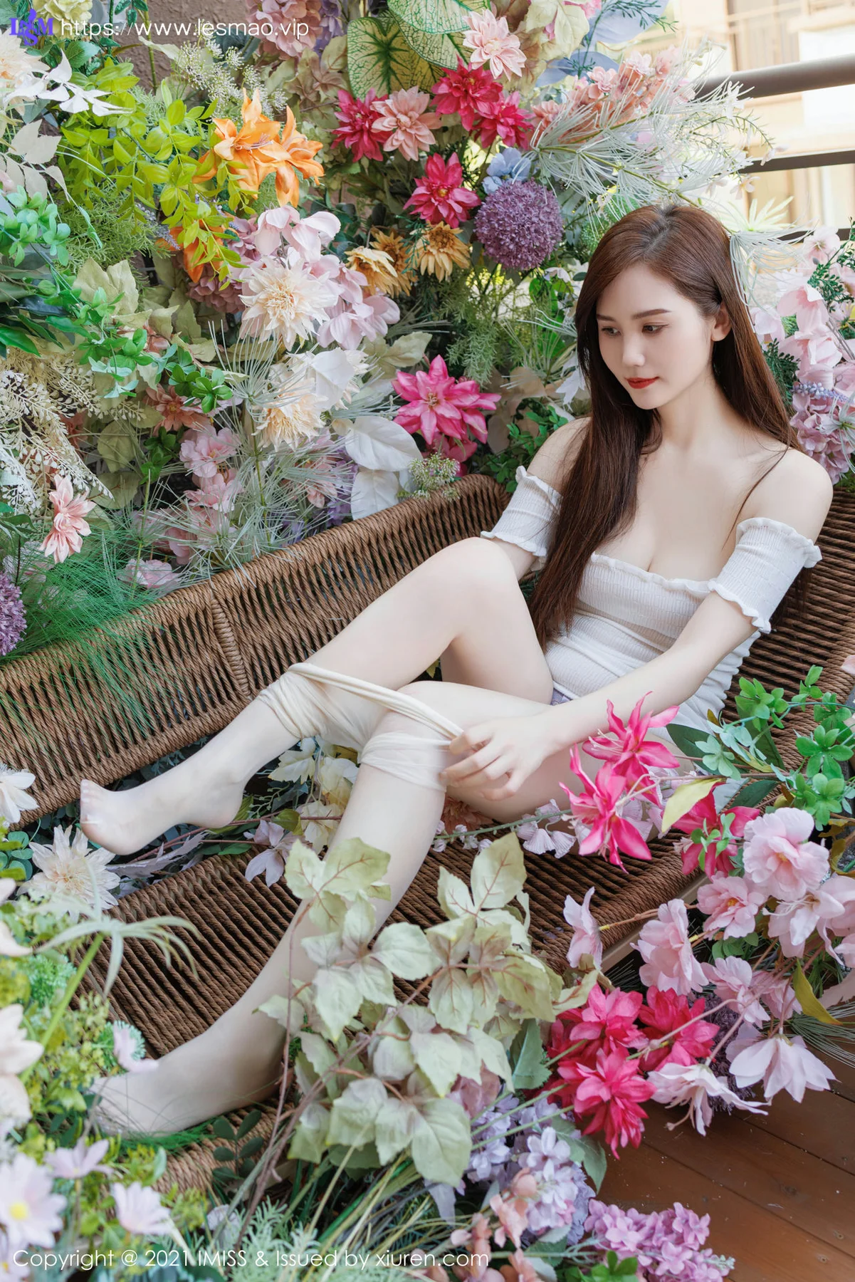 IMiss 爱蜜社 Vol.761 SISY思 紫色蕾丝内衣性感写真 - 21
