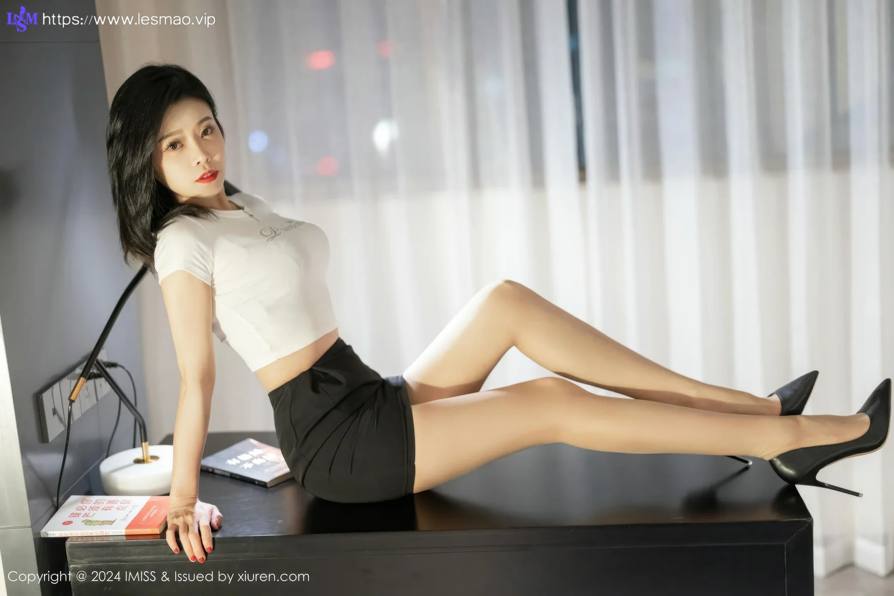 IMiss 爱蜜社 Vol.777 luvian本能 魅惑肉丝性感写真 - 11