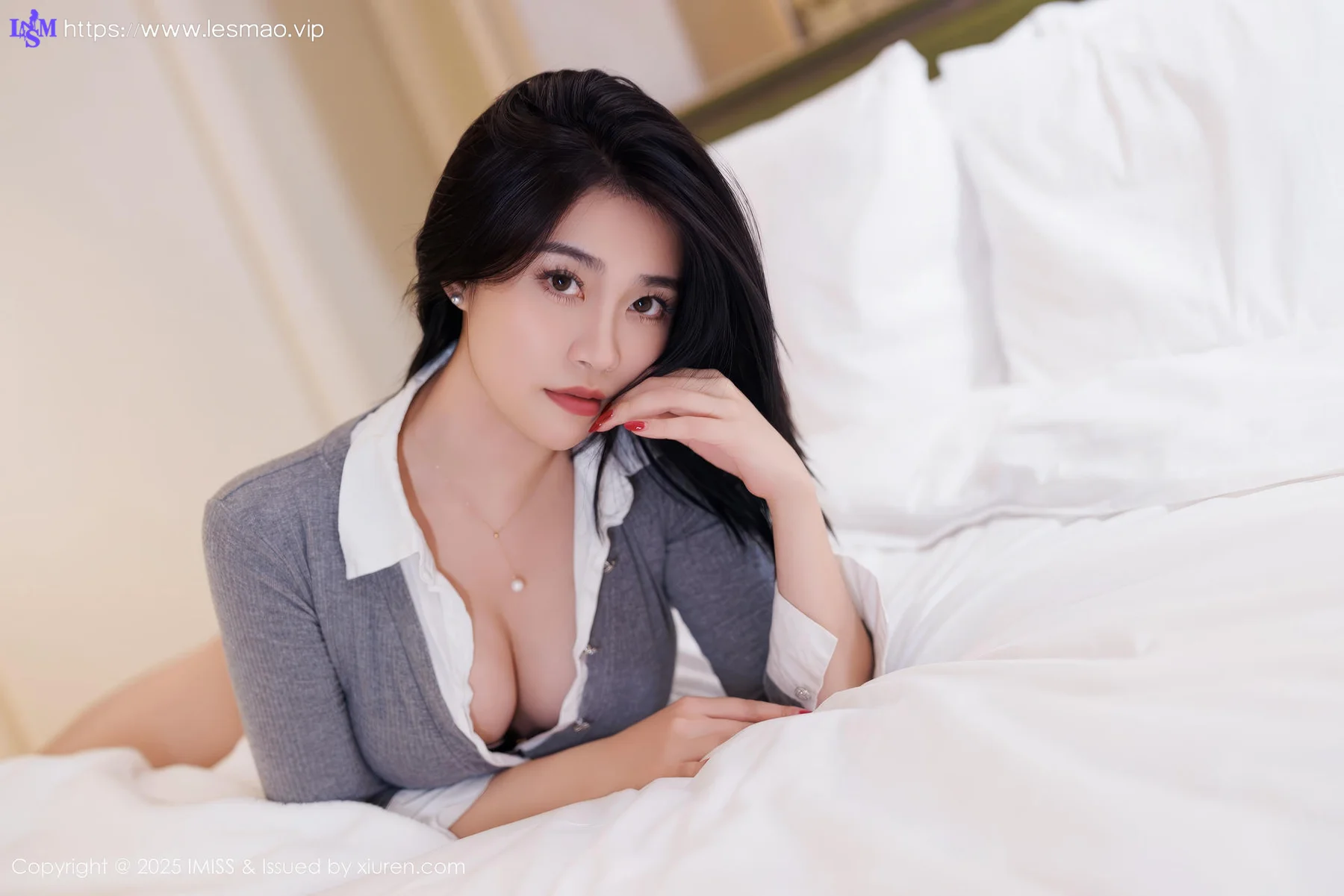 IMiss 爱蜜社 Vol.784 许诺Sabrina爆乳短裙美图 - 66