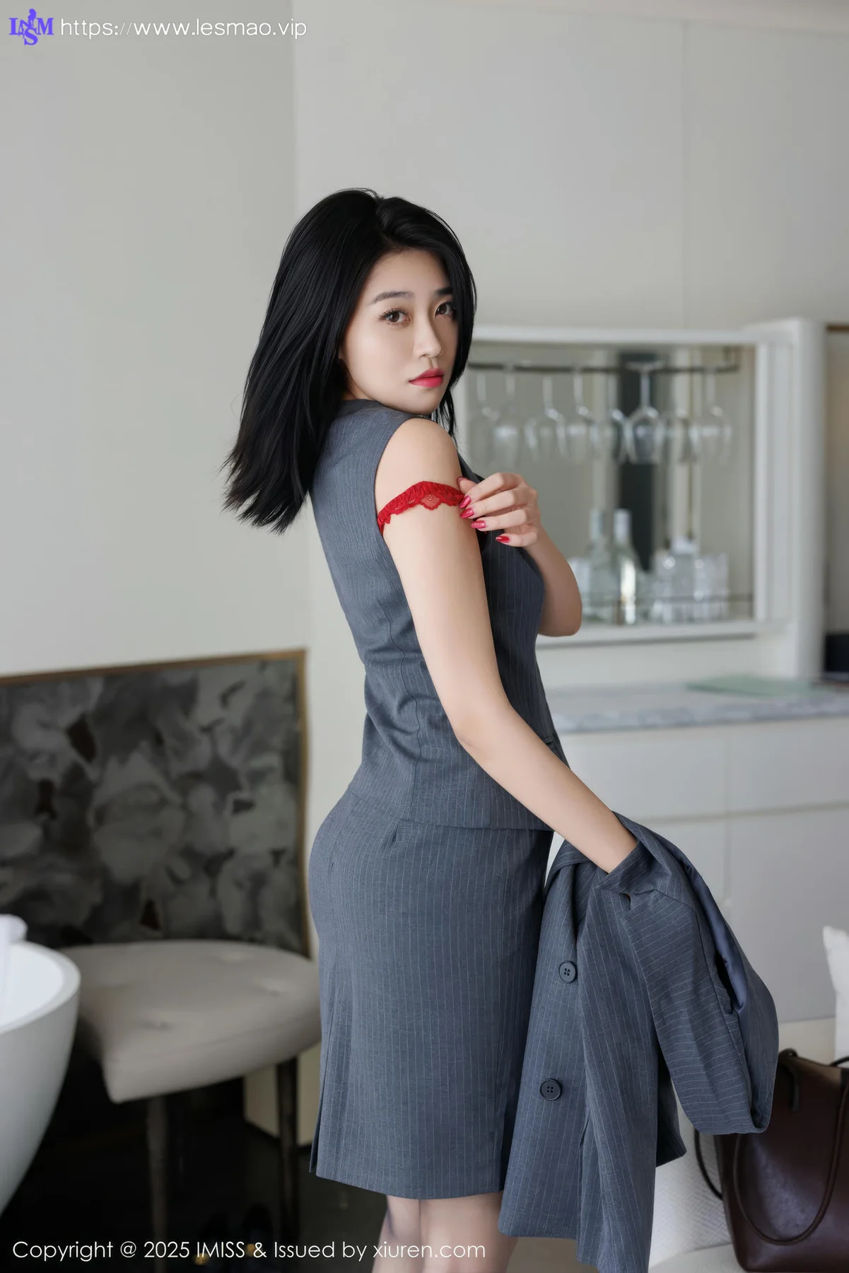 IMiss 爱蜜社 Vol.787 许诺Sabrina 黑丝美腿玉足 - 26