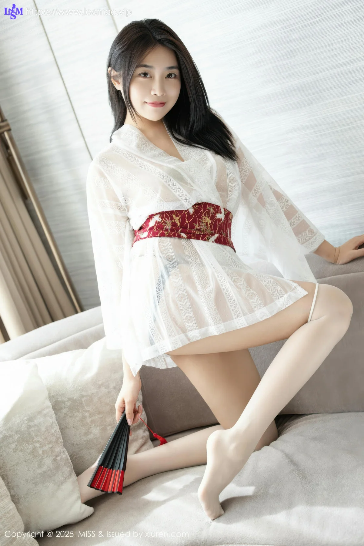 IMiss 爱蜜社 Vol.798 许诺Sabrina 轻透上衣美眸美腿 - 16