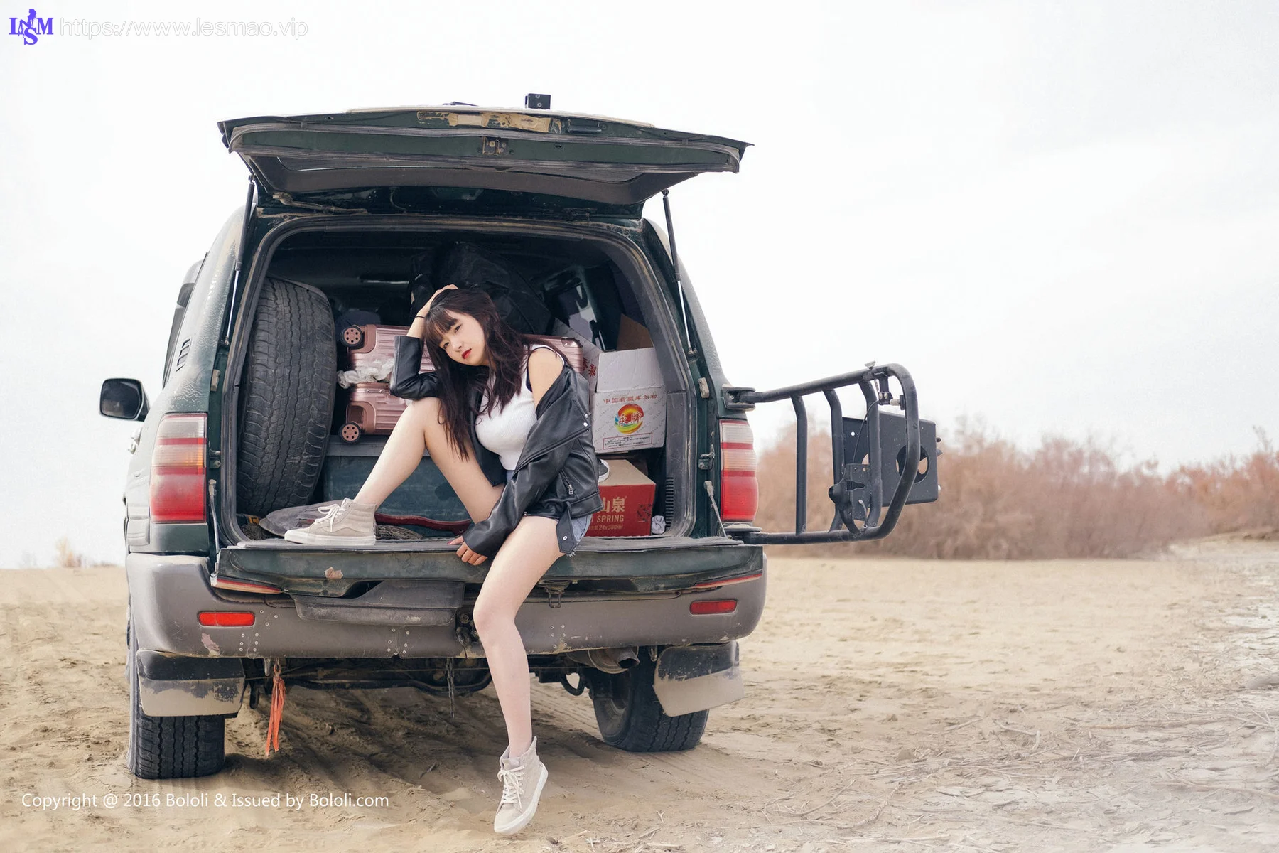 Kimoe 激萌文化 Vol.010 Modo 周闻球球沙漠机车女户外 - 21