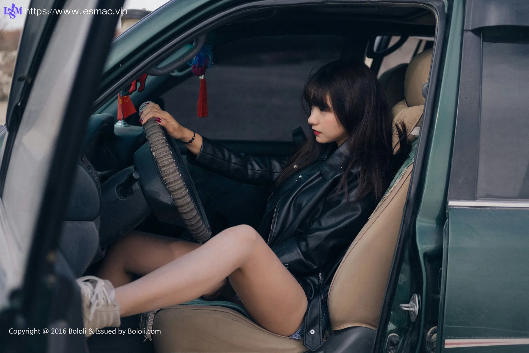 Kimoe 激萌文化 Vol.010 Modo 周闻球球沙漠机车女户外 - 33