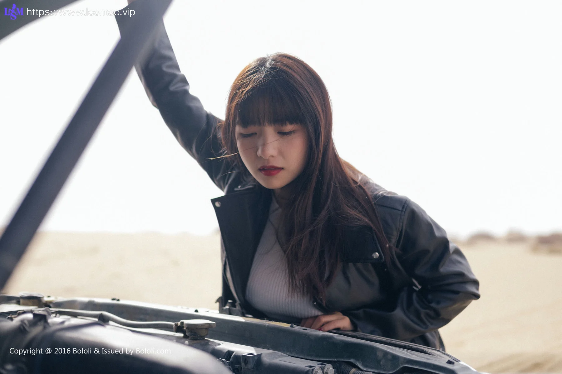 Kimoe 激萌文化 Vol.010 Modo 周闻球球沙漠机车女户外 - 45