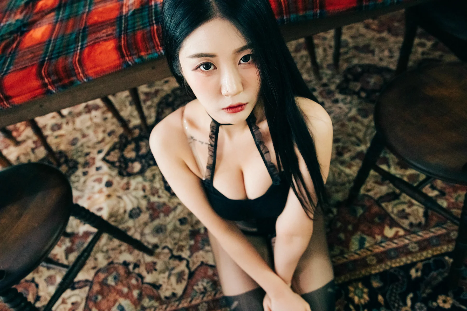 Loozy  No.004 Loozy Bomi 牛奶内衣写真 - 120