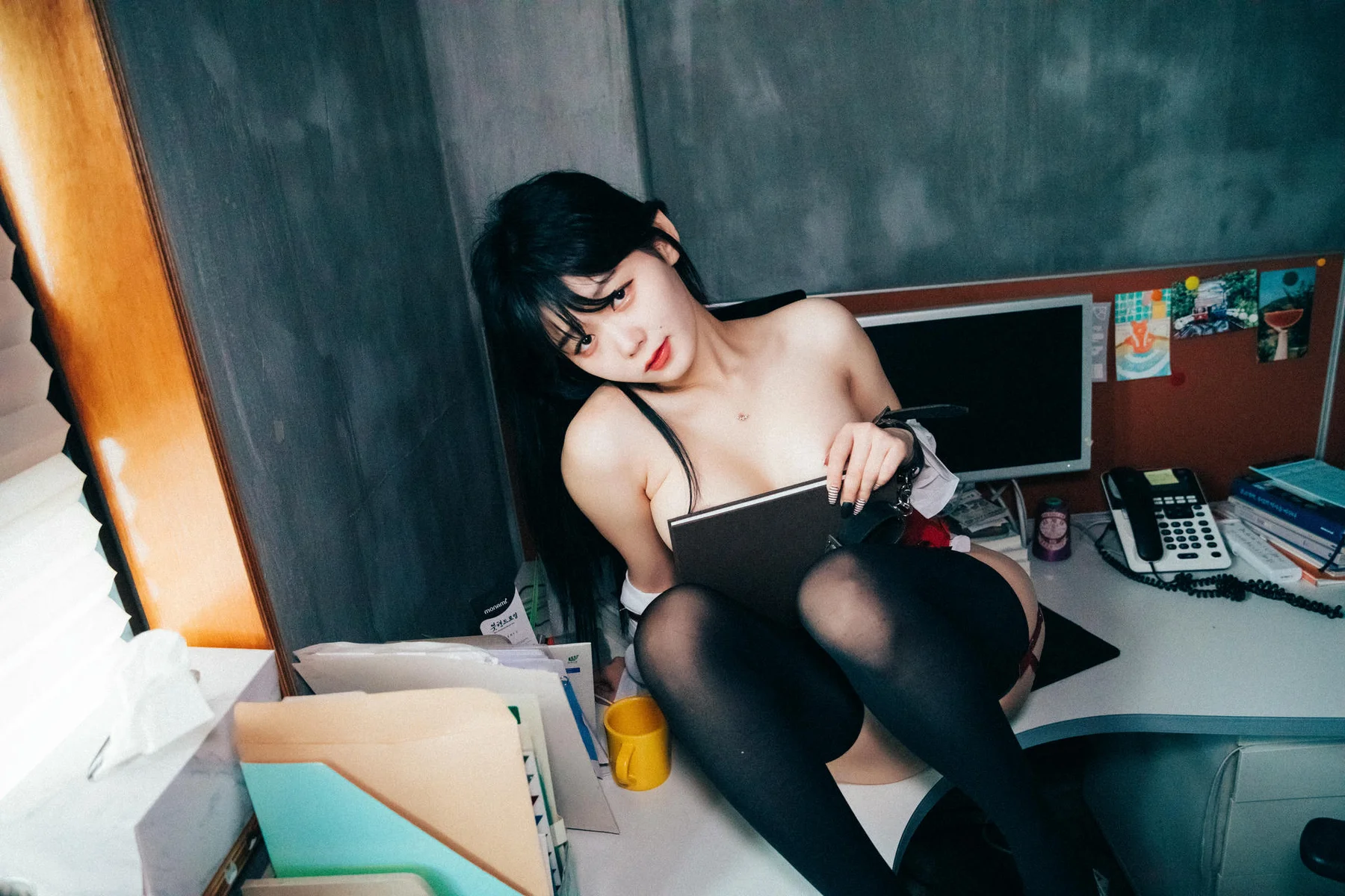 Loozy No.018 Zia办公室诱惑 - 25