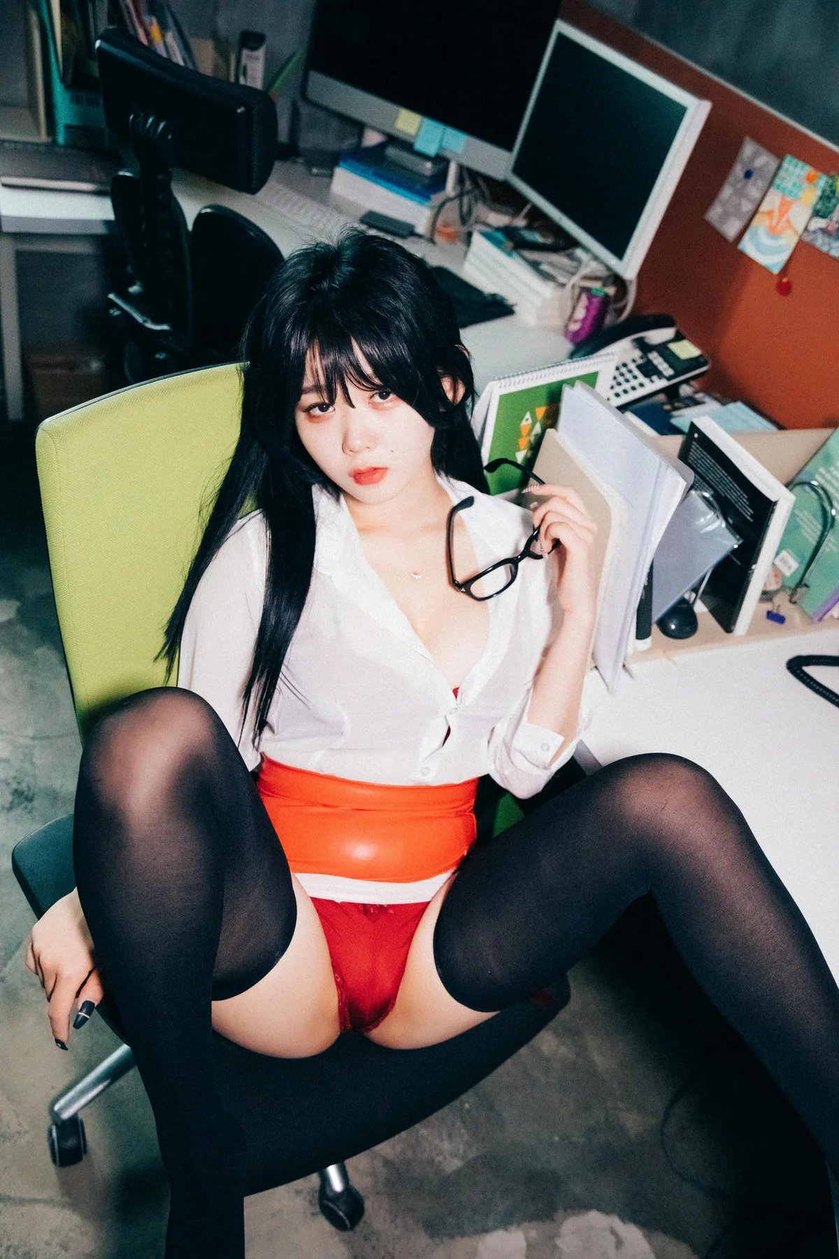 Loozy No.018 Zia办公室诱惑 - 33