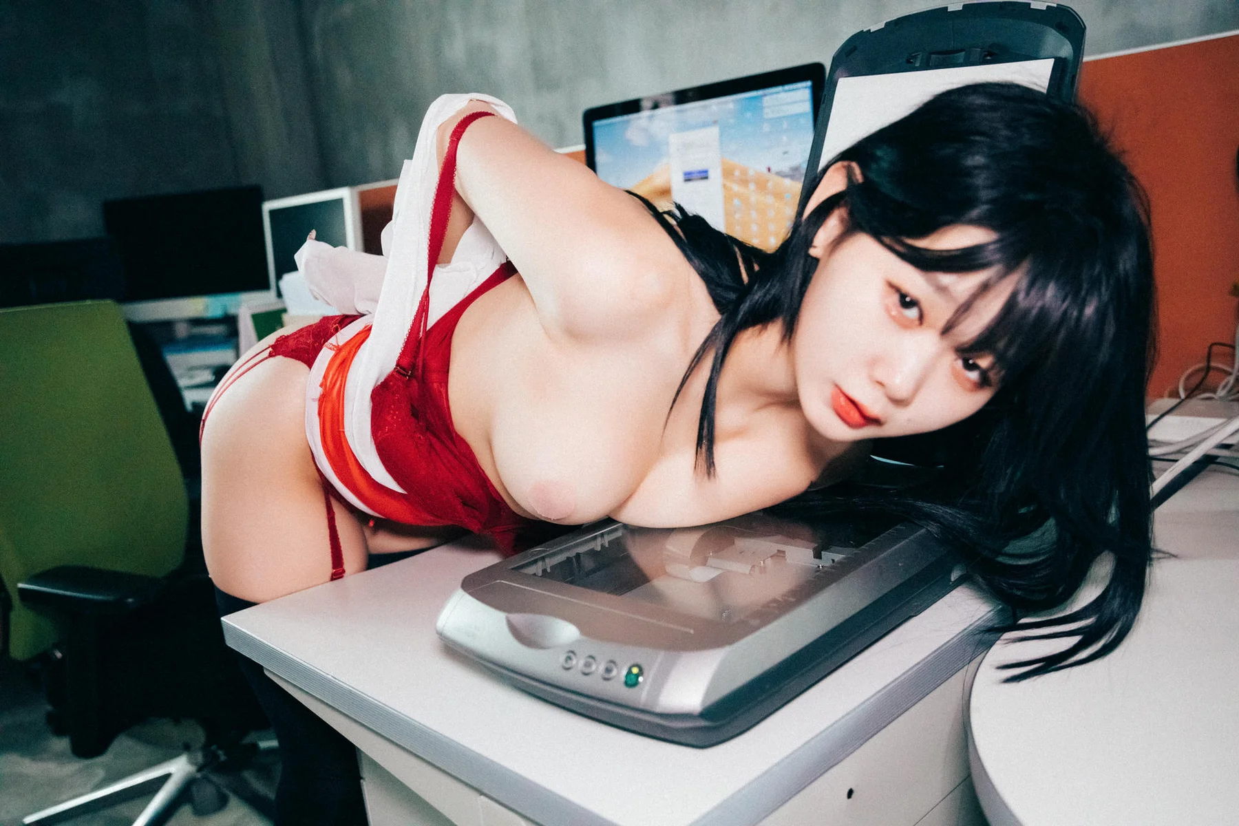 Loozy No.018 Zia办公室诱惑 - 47