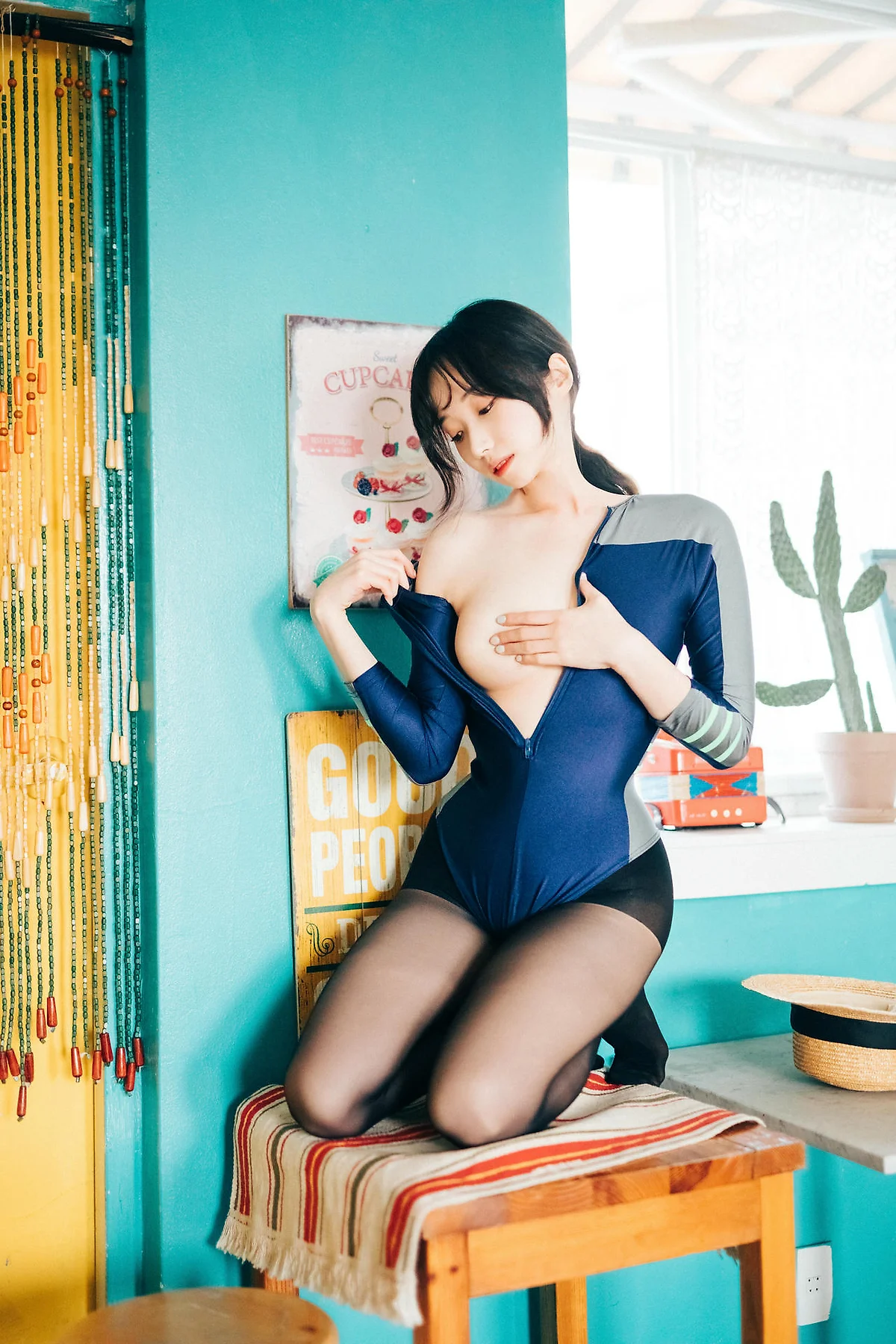 Loozy No.039 Bomi亮色连体衣写真 - 73