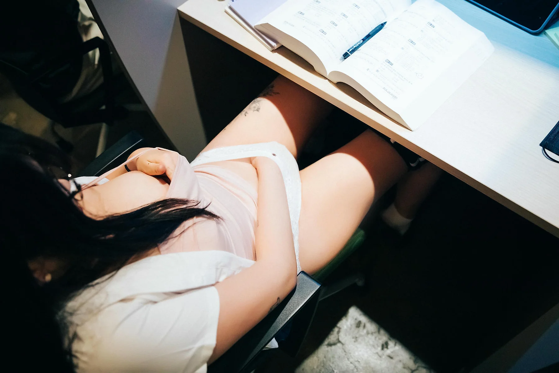 Loozy No.041 Sonson办公室诱惑写真 - 30