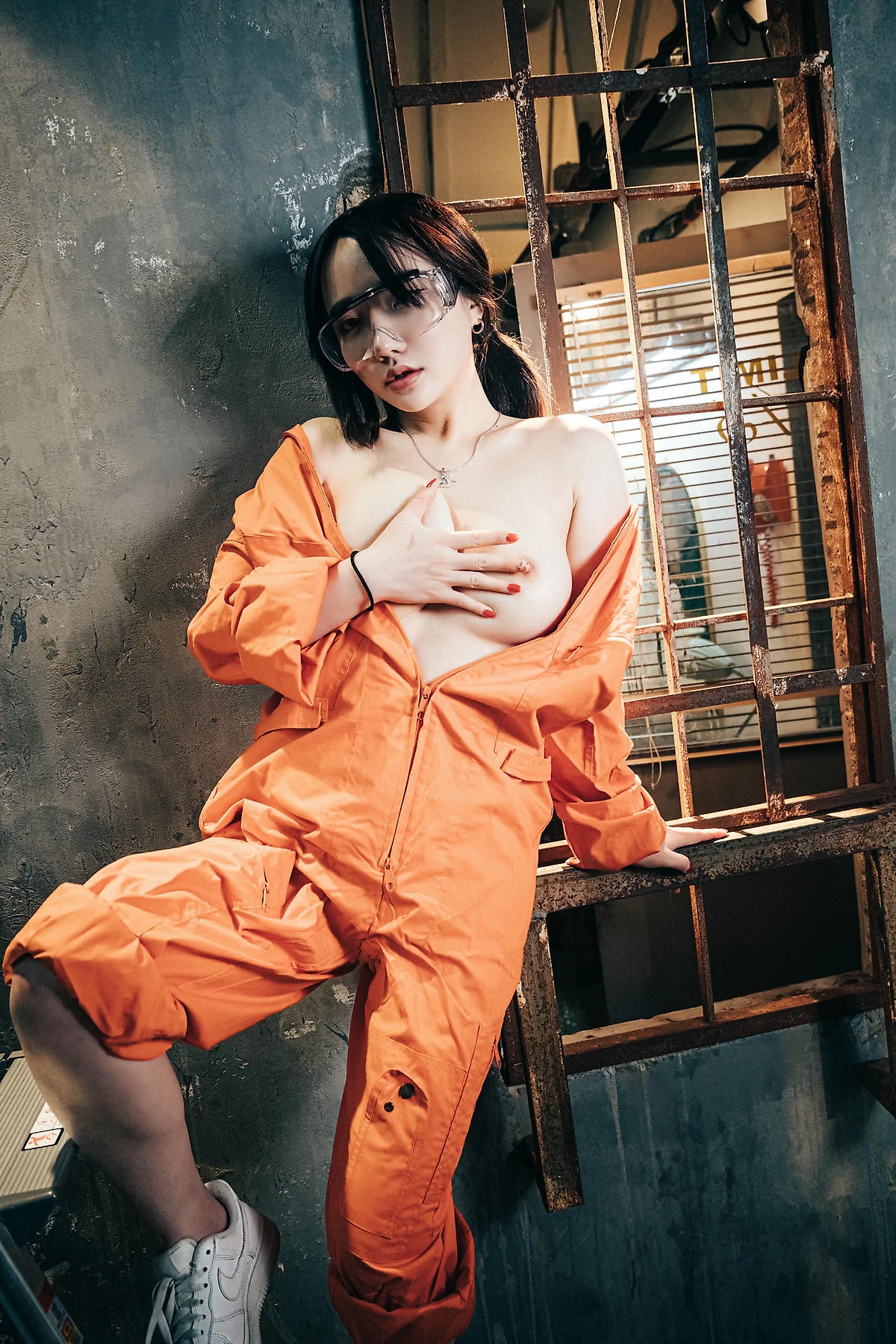 Loozy No.051 Son Ye-Eun爆乳修理工主题 - 31