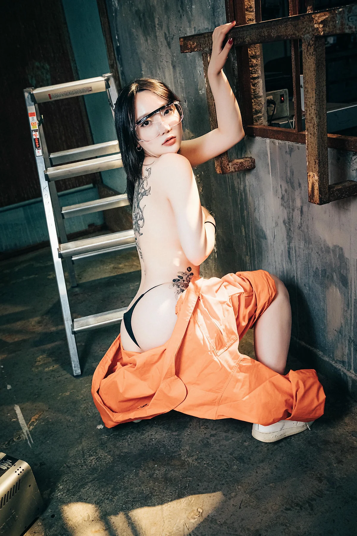 Loozy No.051 Son Ye-Eun爆乳修理工主题 - 38