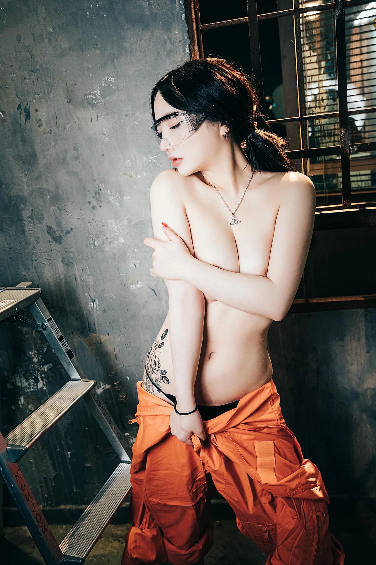 Loozy No.051 Son Ye-Eun爆乳修理工主题 - 46