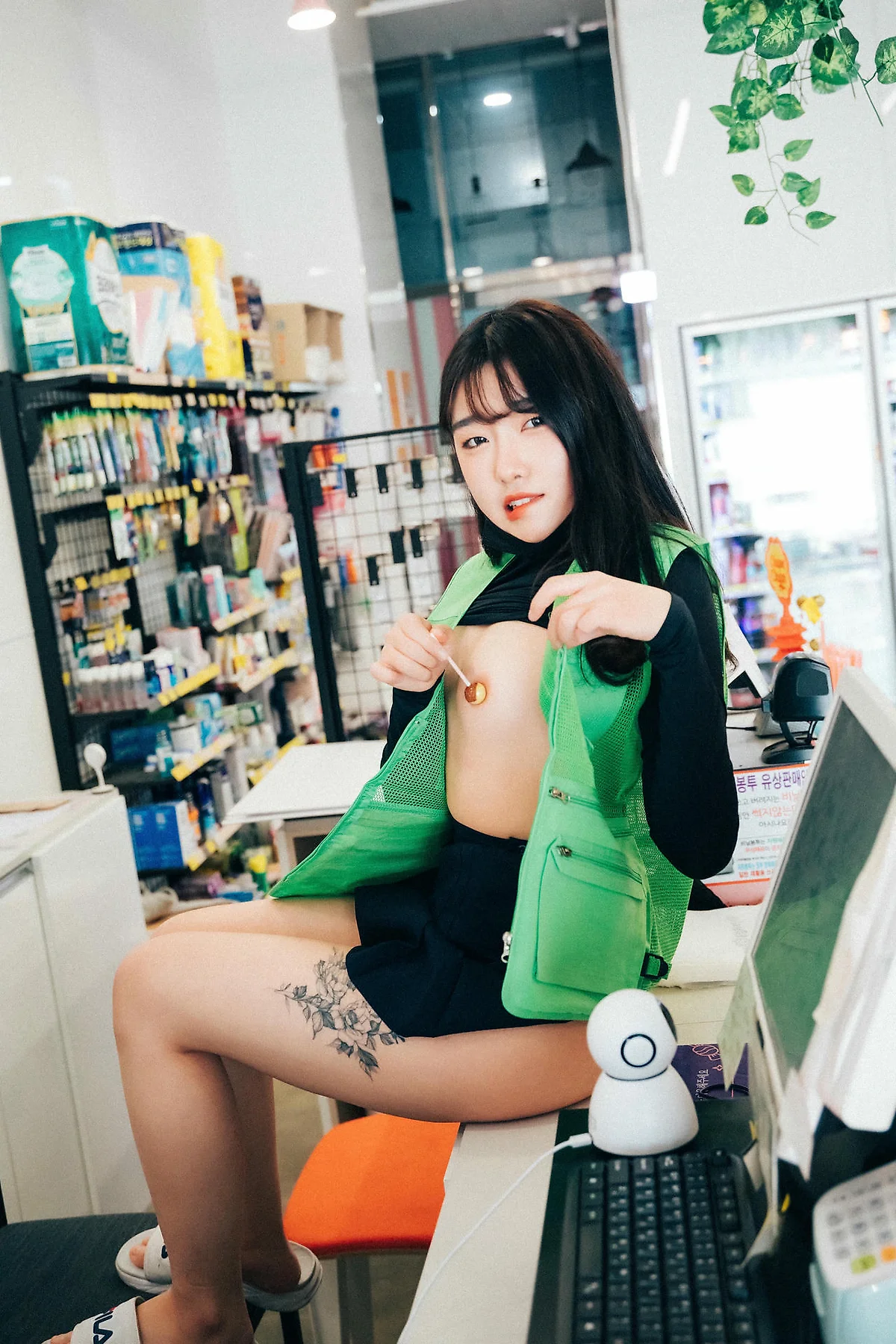 Loozy No.052 Sonson超市收银黑丝写真 - 50