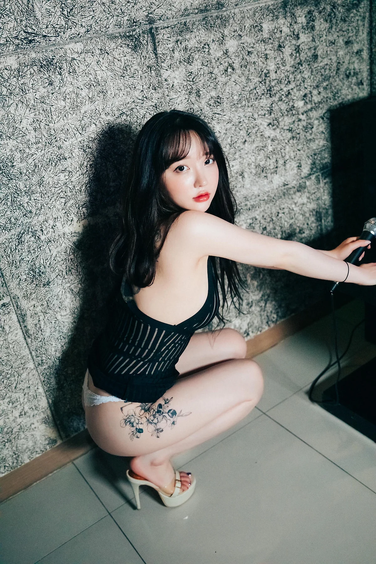 Loozy No.063 Ye Eun黑丝背心蕾丝内裤 - 26