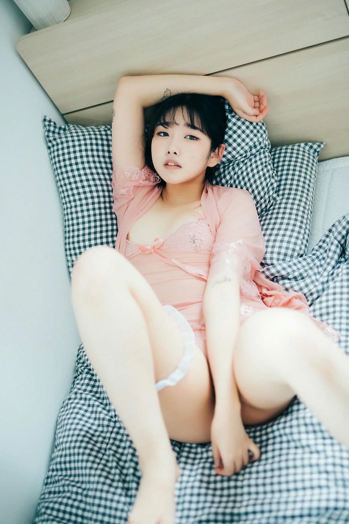 Loozy No.066 SonSon少女湿身白丝 - 18