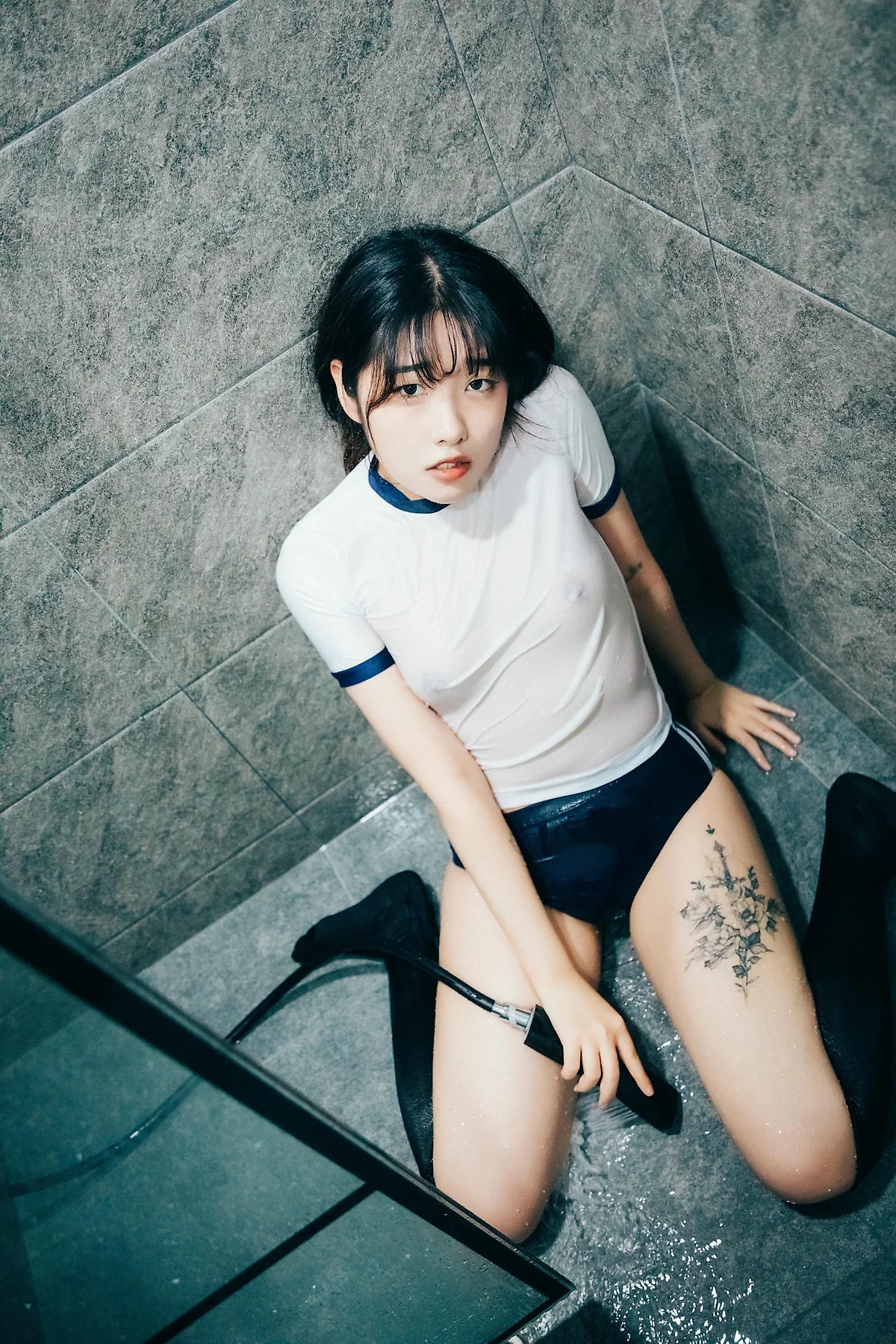 Loozy No.066 SonSon少女湿身白丝 - 87