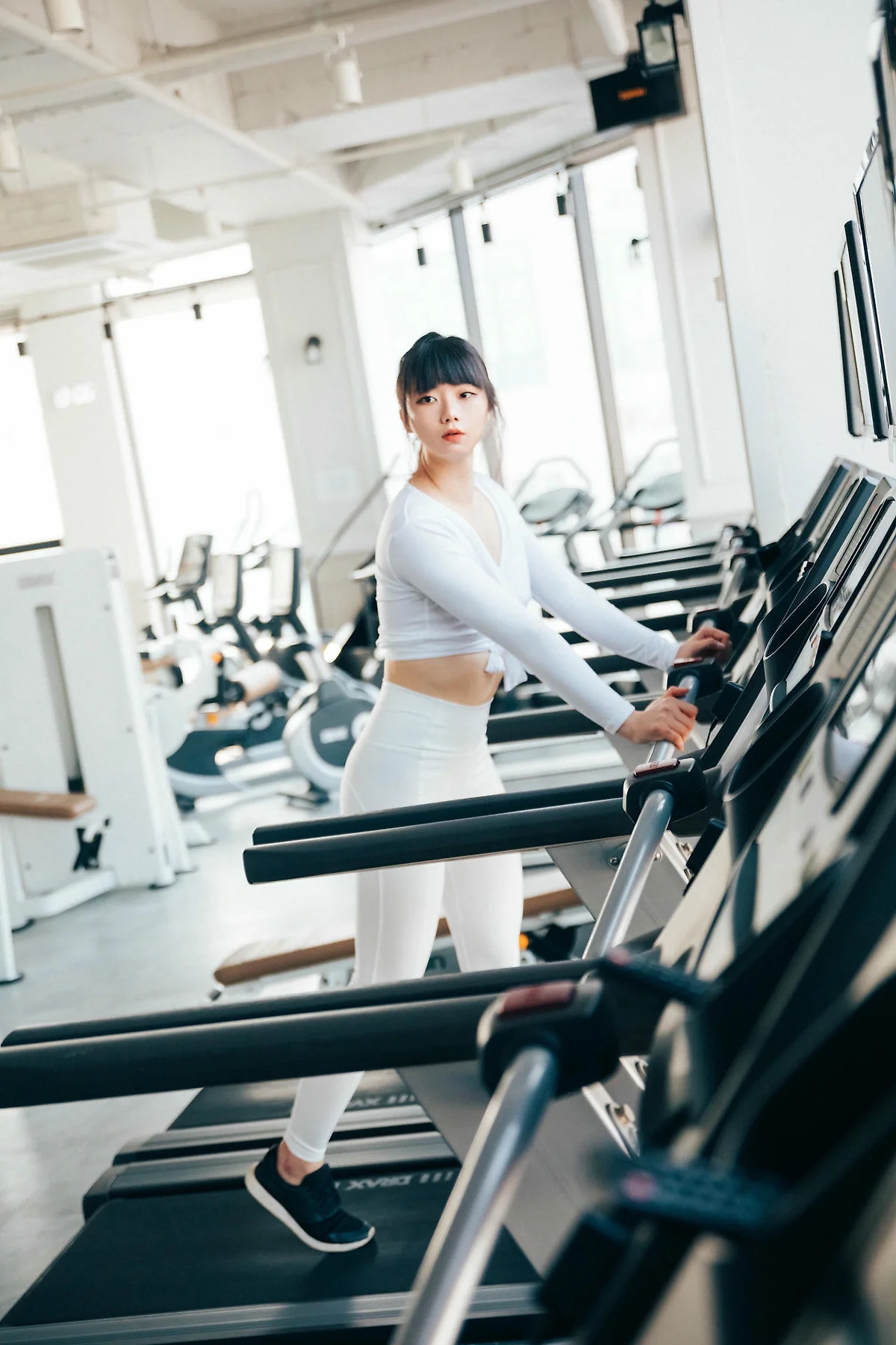 Loozy No.067 Kissme健身房运动少女 - 4