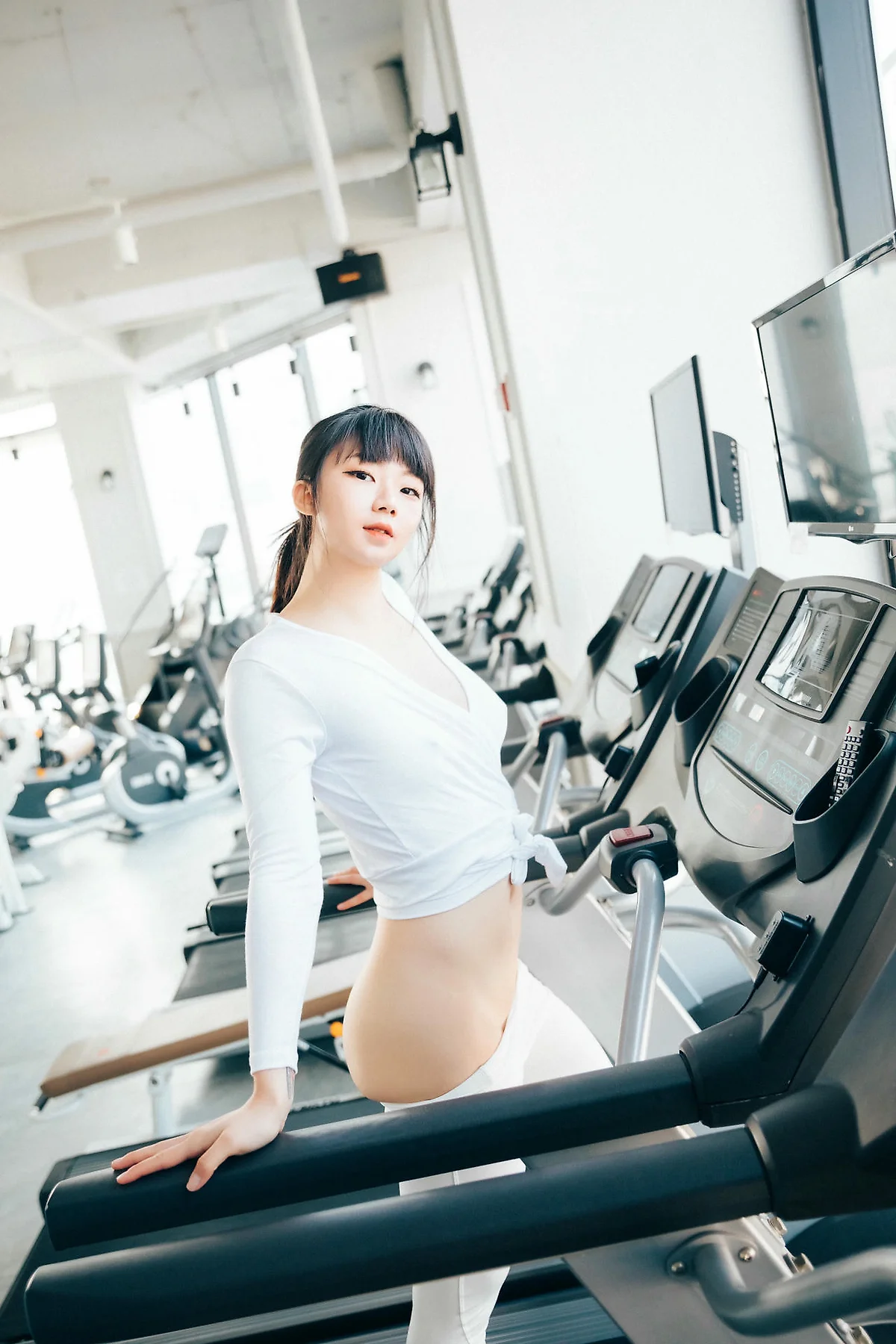 Loozy No.067 Kissme健身房运动少女 - 14