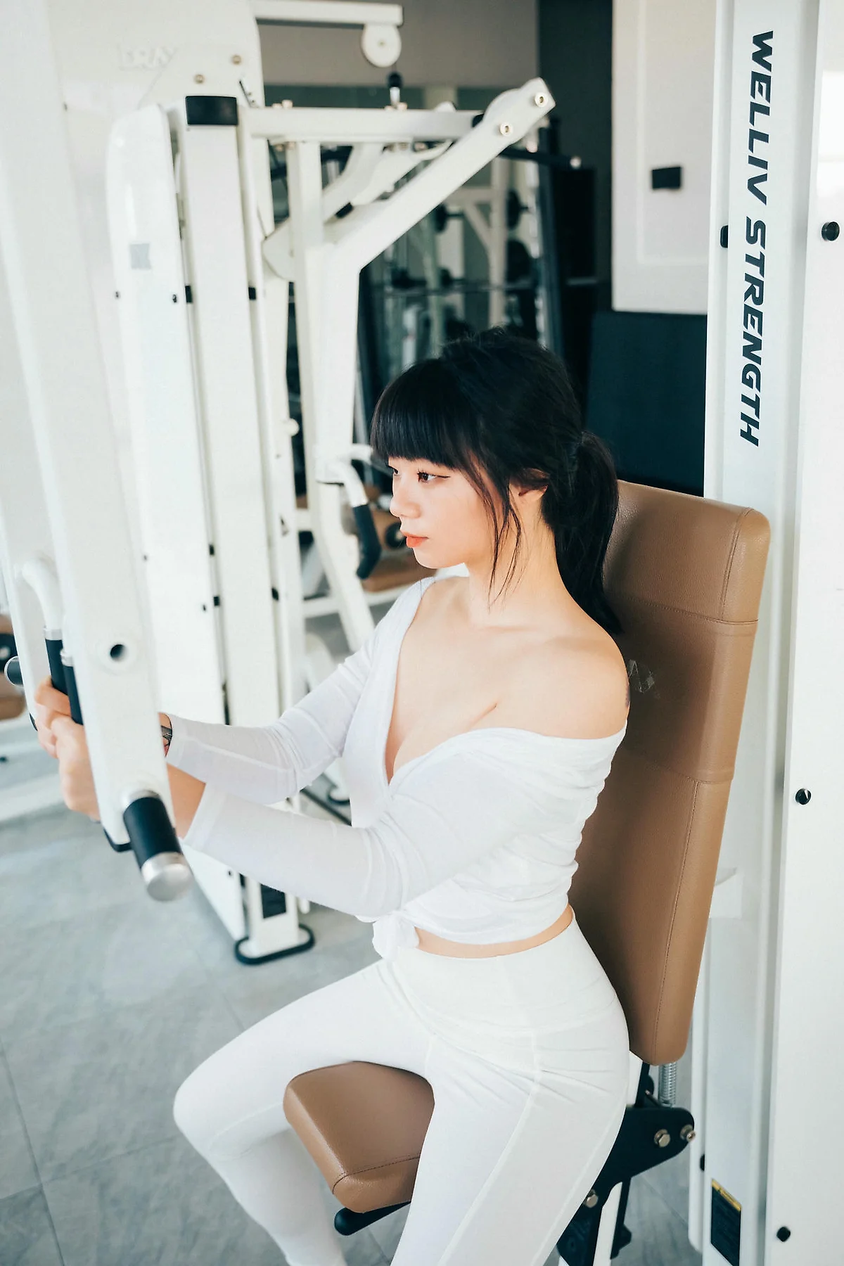 Loozy No.067 Kissme健身房运动少女 - 27