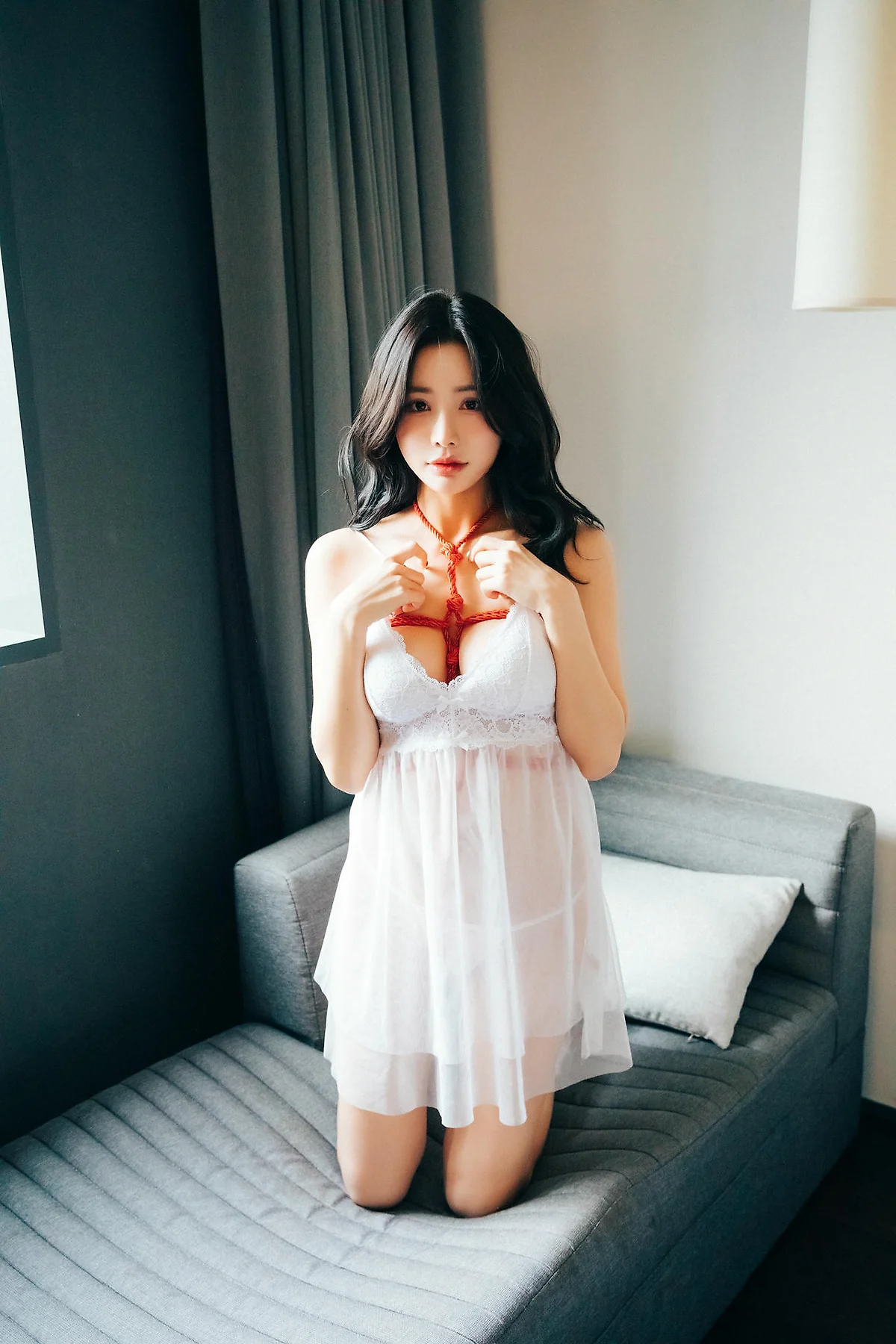 Loozy No.074 YeonYu爆乳白色美裙 - 23