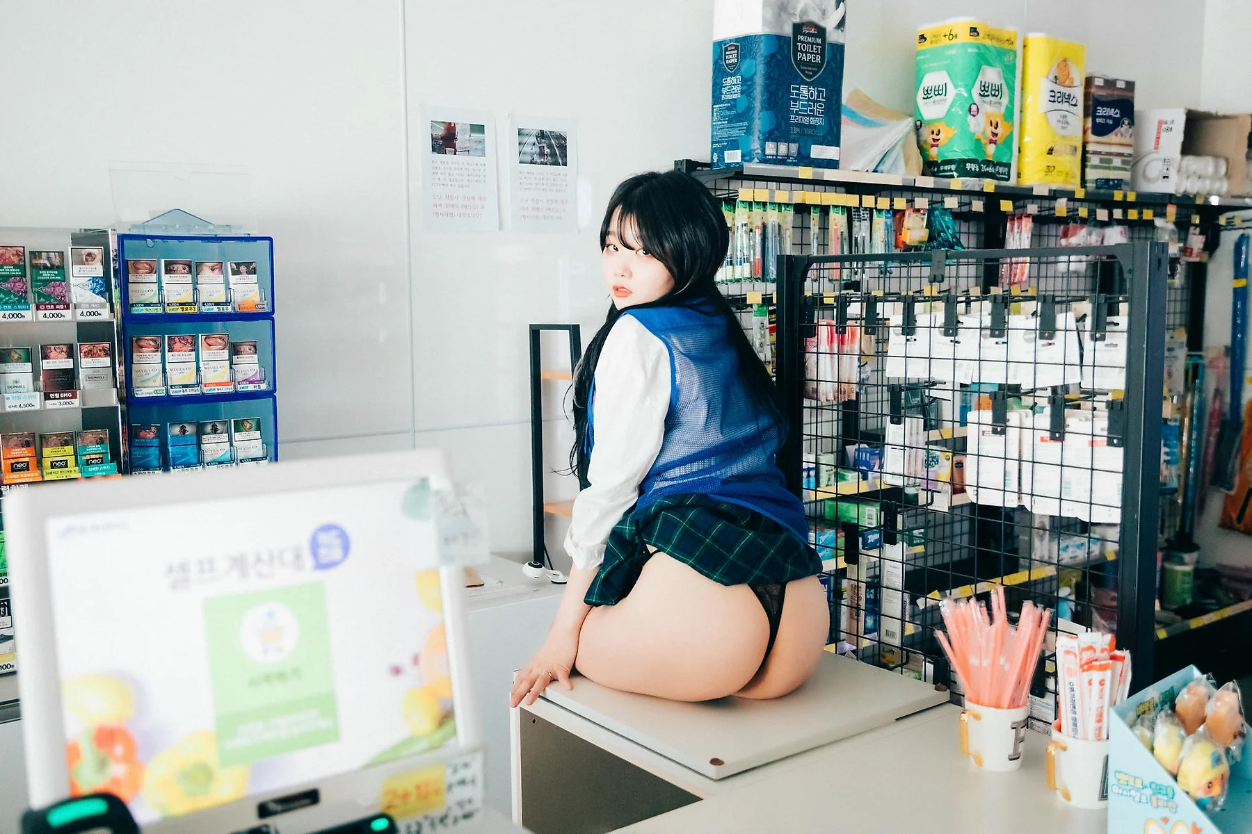 Loozy No.084  Zia便利店少女诱惑2 - 21