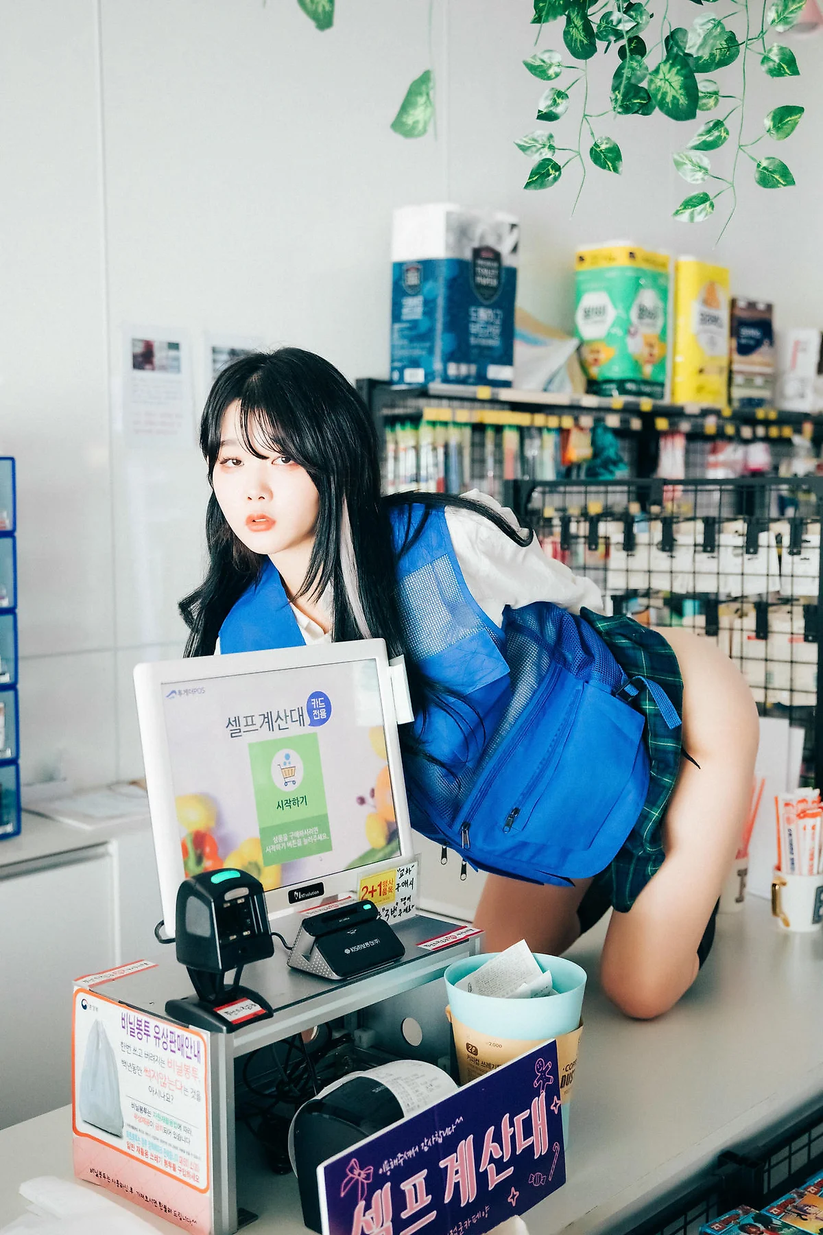 Loozy No.084  Zia便利店少女诱惑2 - 36