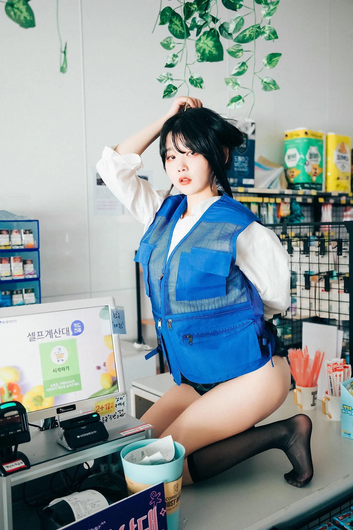 Loozy No.084  Zia便利店少女诱惑2 - 59