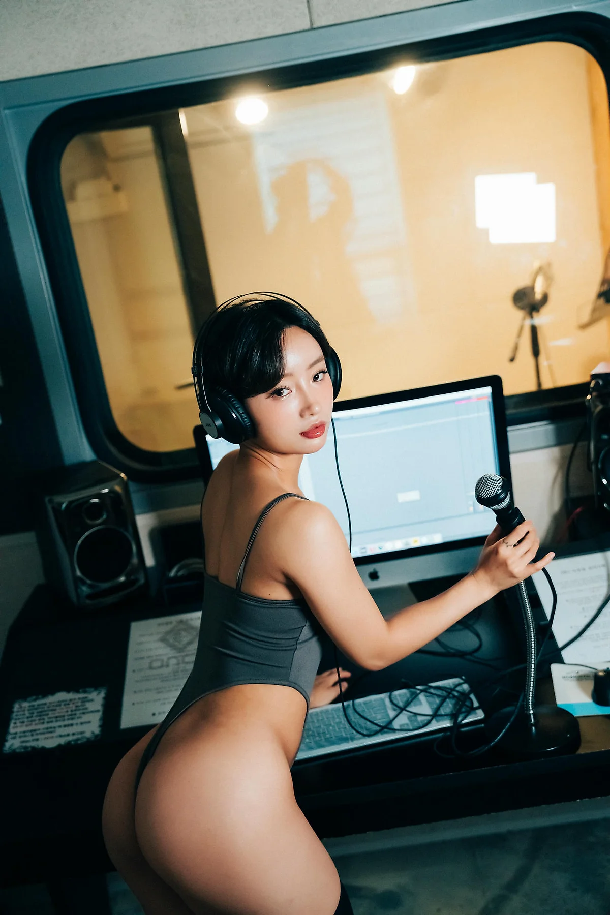 Loozy No.116 Booty Queen翘臀少女录音室 - 19