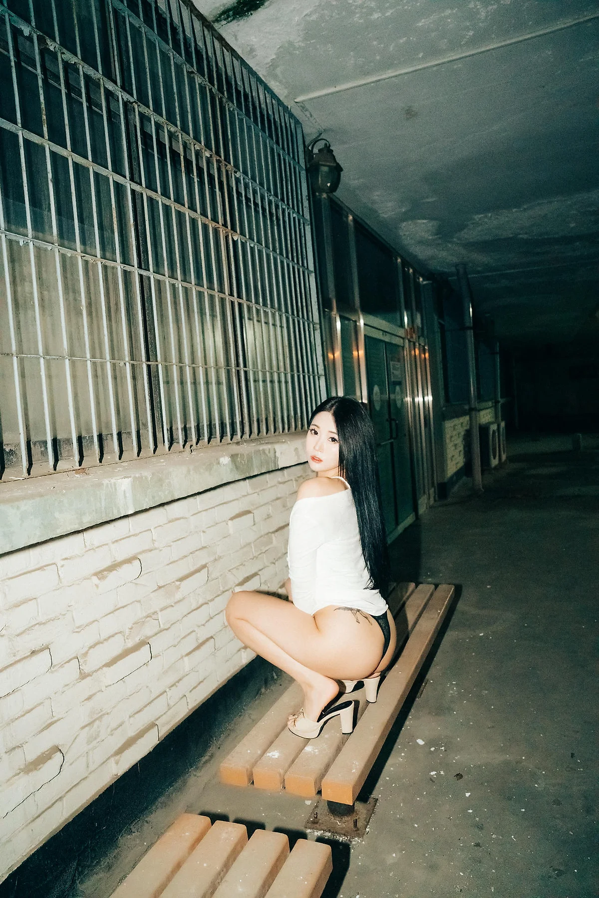 Loozy No.118 Bomi夜游美女蕾丝内裤 - 28