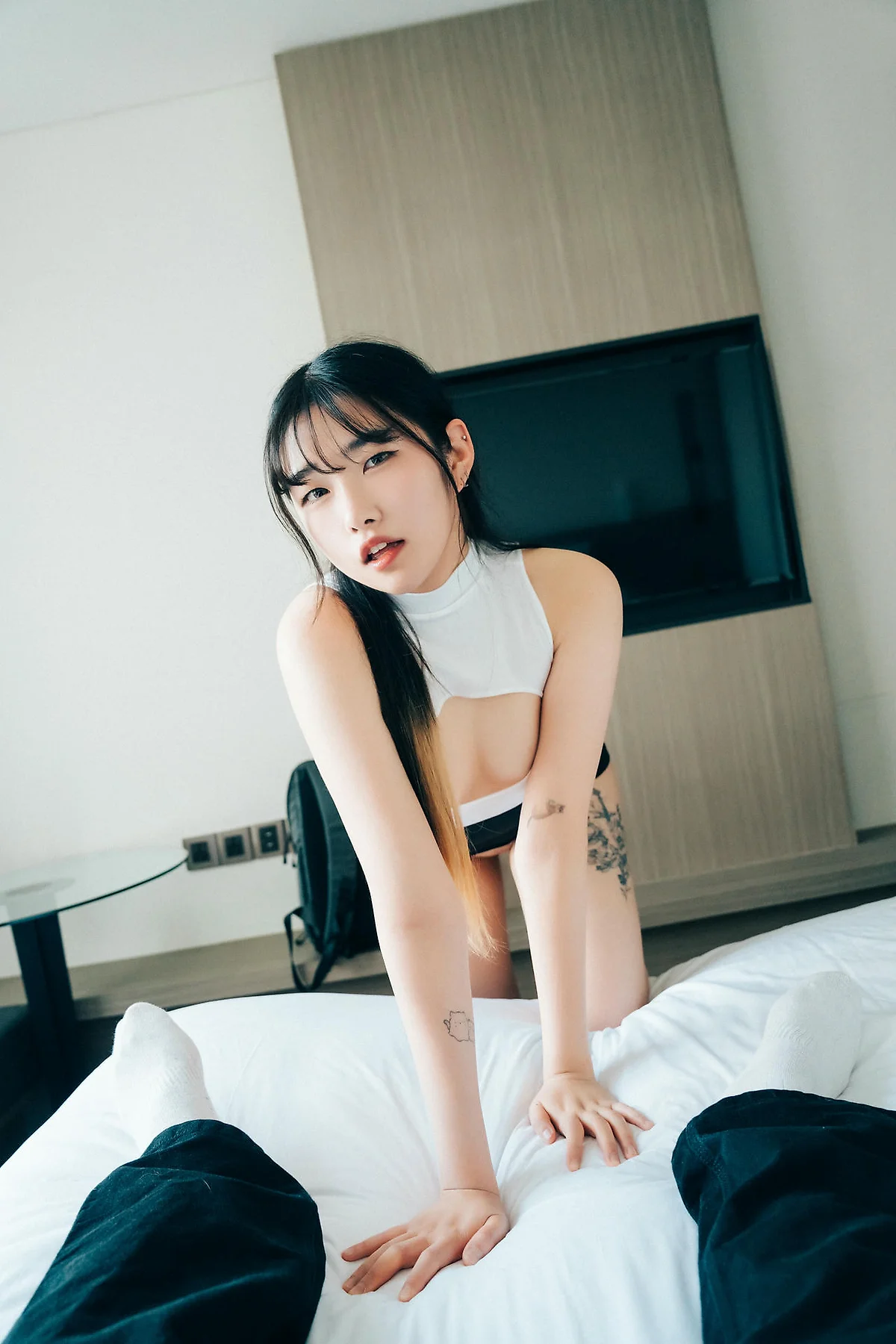 Loozy No.121 Sonson黑丝爆乳短裙 - 42
