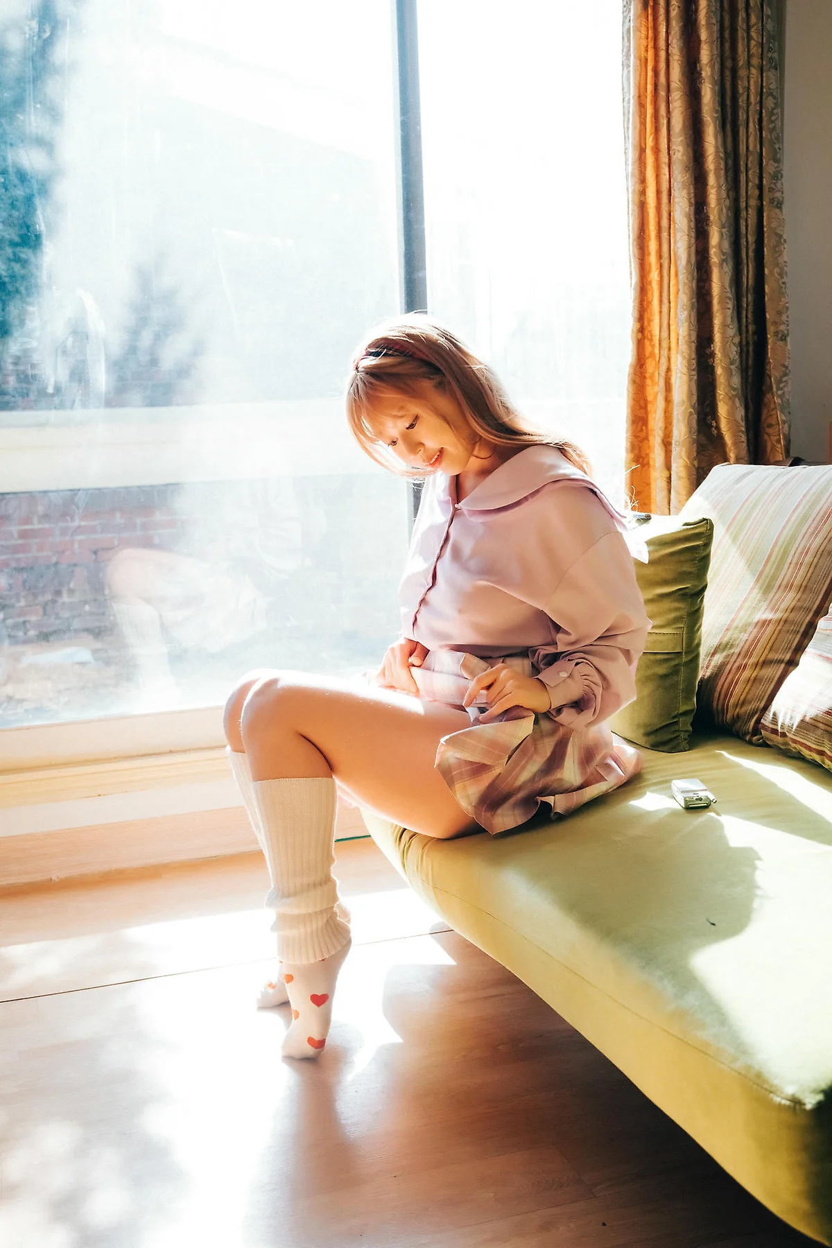 Loozy No.124 Mozzi阳光下的格子少女 - 11