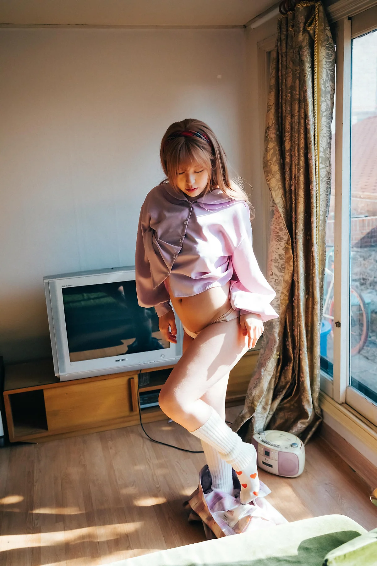 Loozy No.124 Mozzi阳光下的格子少女 - 23