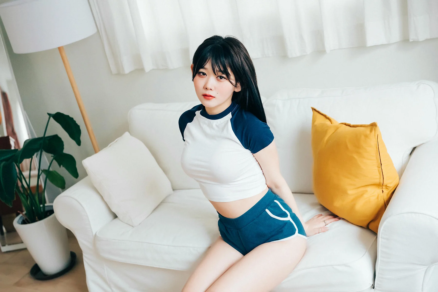 Loozy No.126 Zia爆乳jk制服短裙私房 - 23