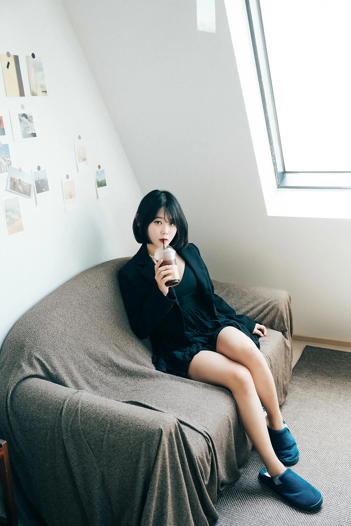 Loozy No.127 Zia短发居家少女 - 1