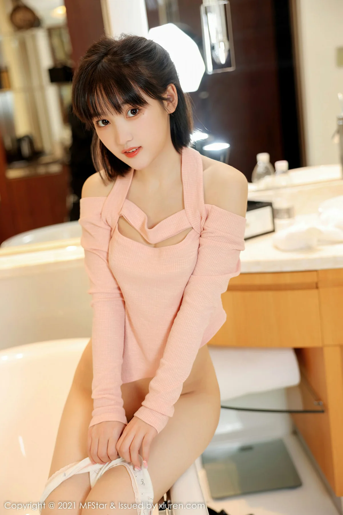 MFStar 模范学院 Vol.545 浴室主题 甜筒晓彤 私房写真 - 45