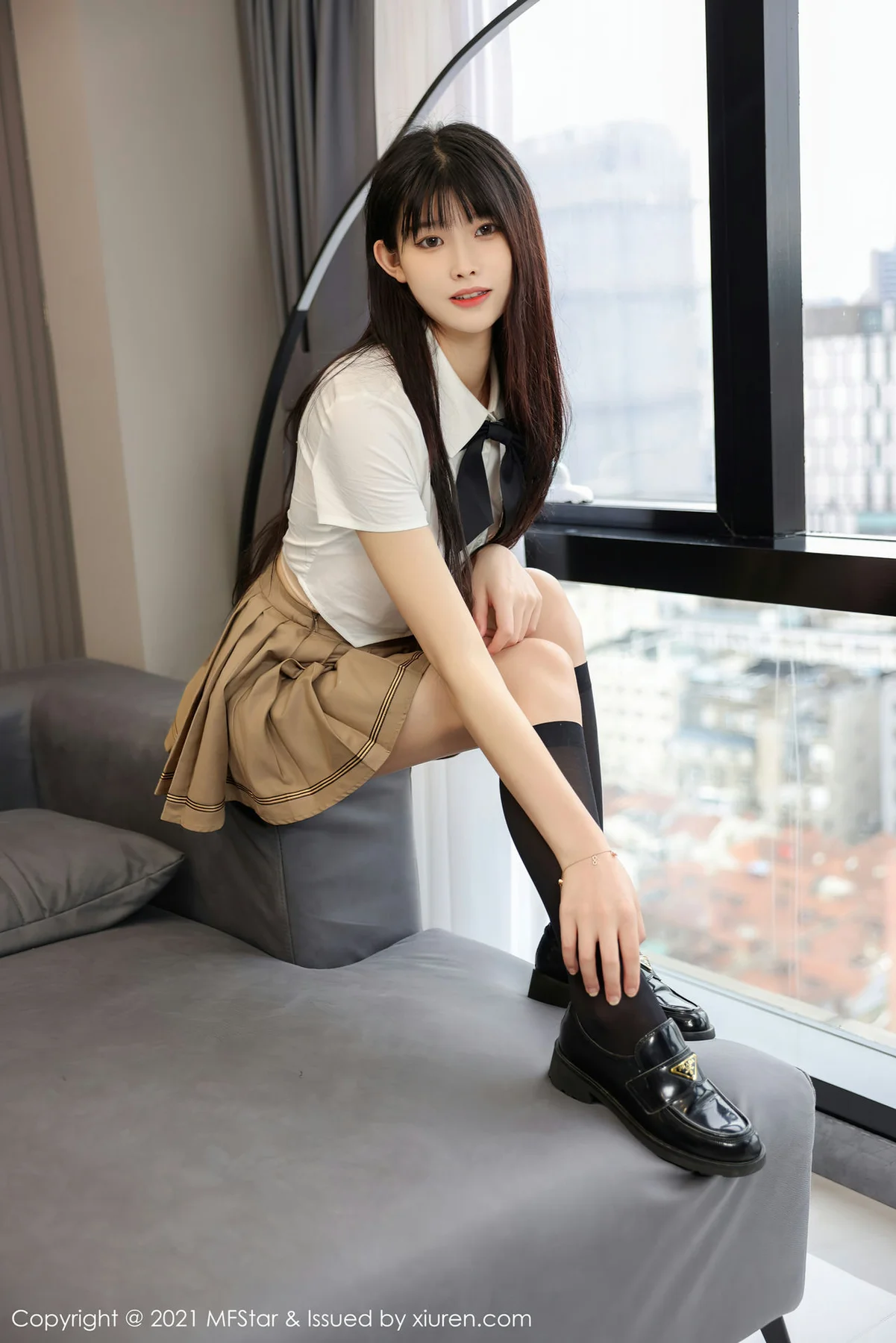 MFStar 模范学院 Vol.546 新人模特白T黑丝 77qiqi 第四套写真 - 23