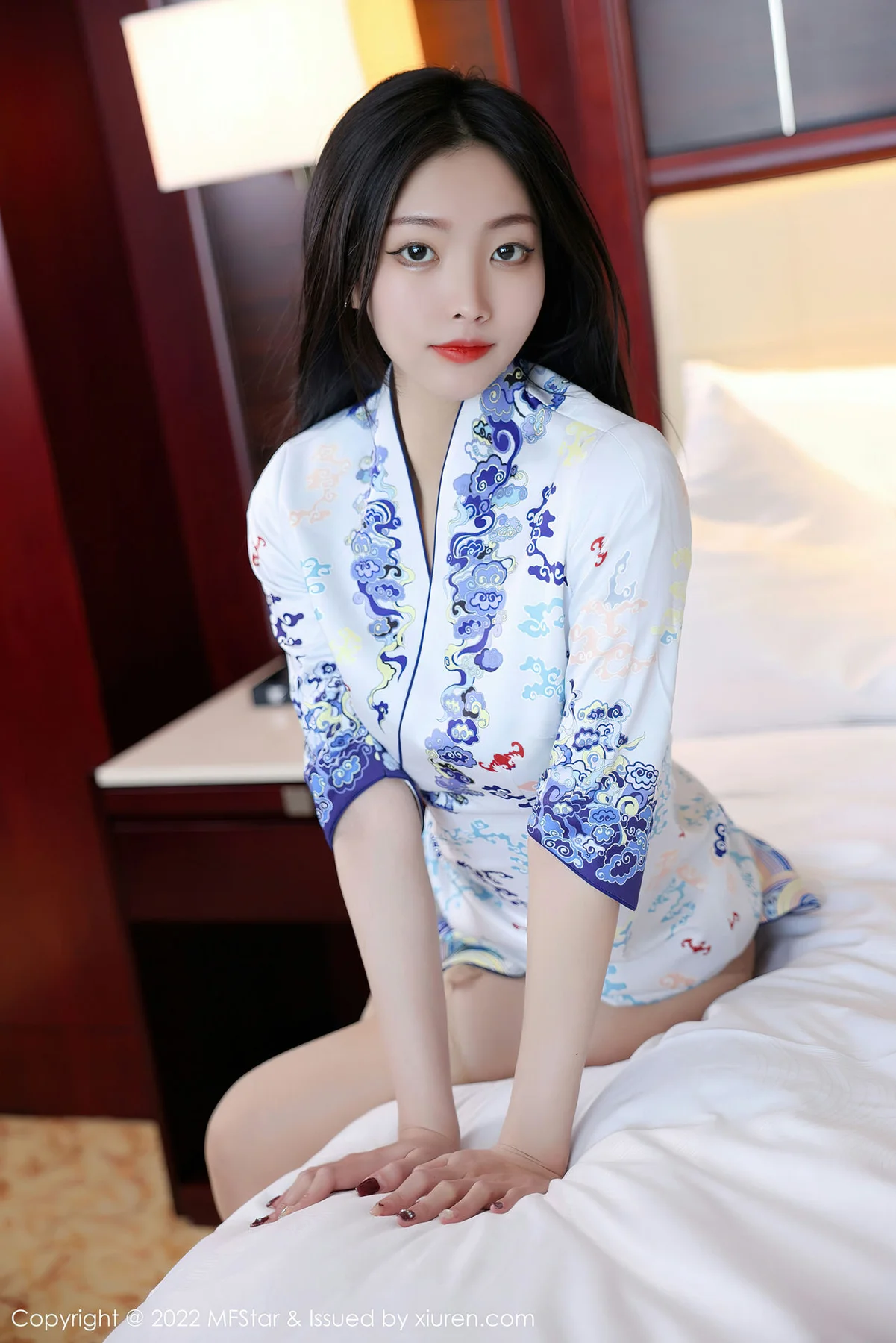 MFStar 模范学院 Vol.556 图纹旗袍 韩好甜 新人首套写真11 - 24