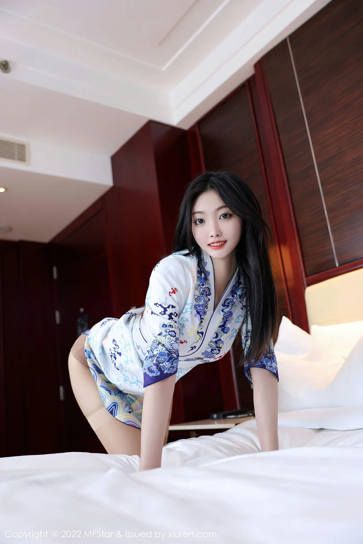 MFStar 模范学院 Vol.556 图纹旗袍 韩好甜 新人首套写真11 - 28