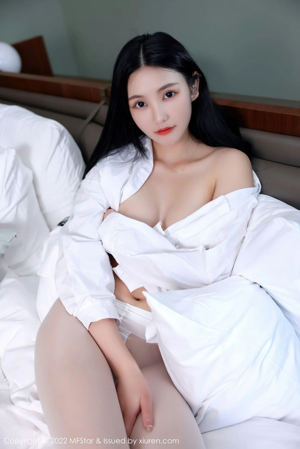 MFStar 模范学院 Vol.565 白色蛇纹丝袜 小米XM 首套写真 - 33