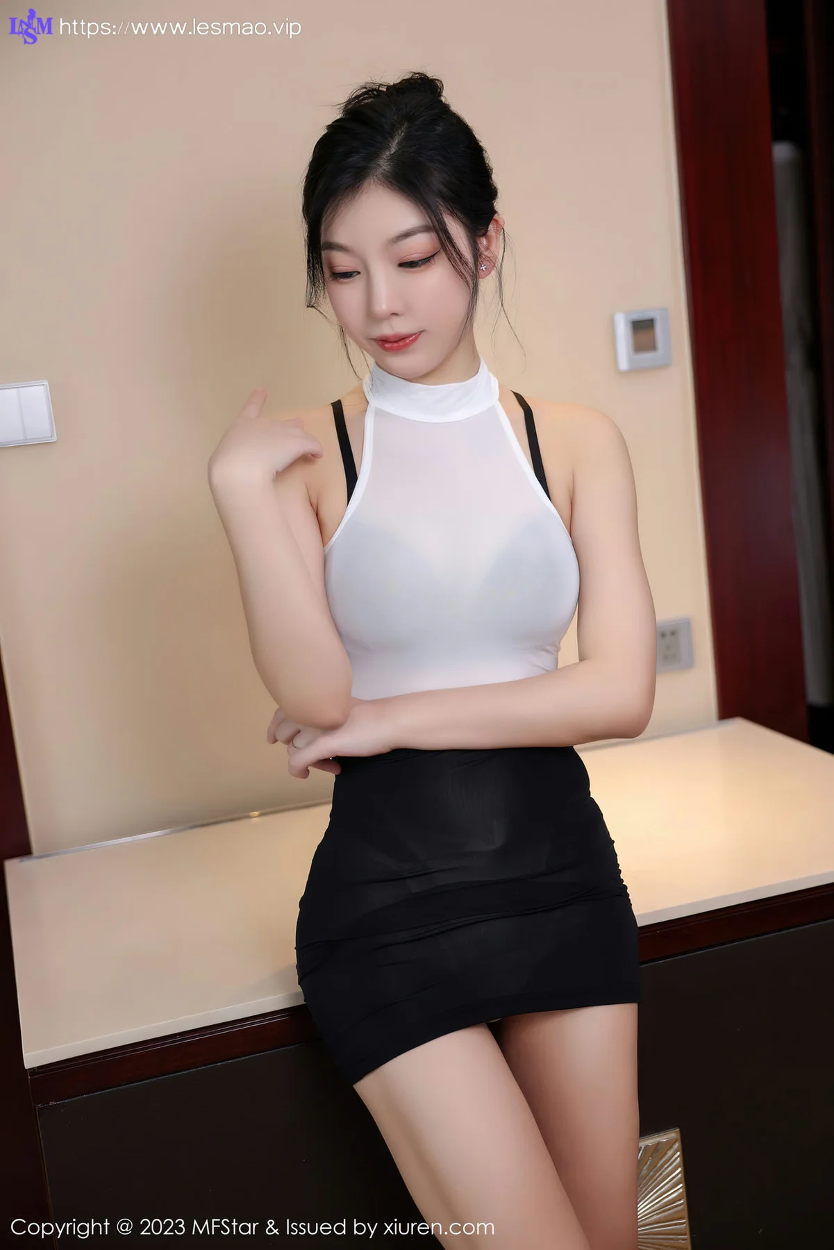 MFStar 模范学院 Vol.584 人间荒糖 白色轻透上衣写真 - 47