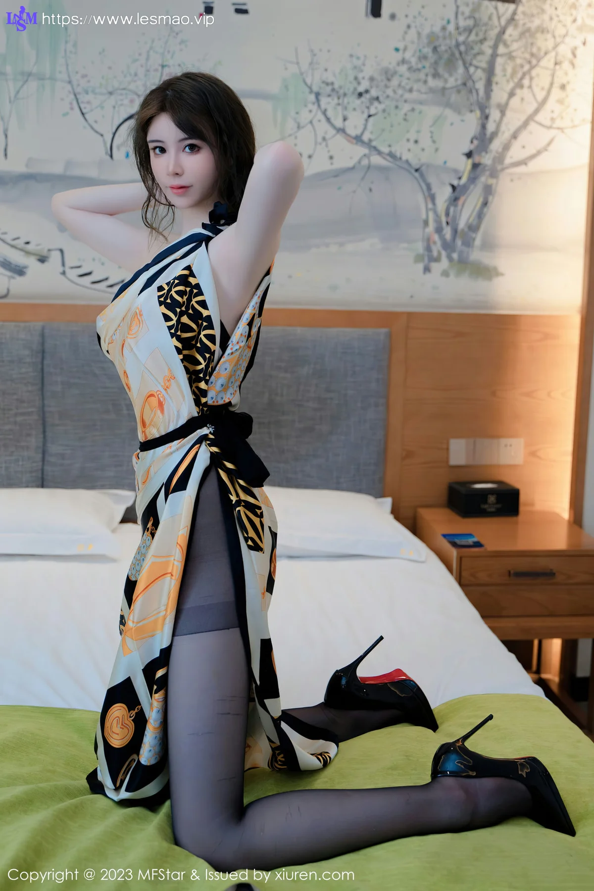 MFStar 模范学院 Vol.626 yoo优优 露肩连衣长裙性感写真 - 29