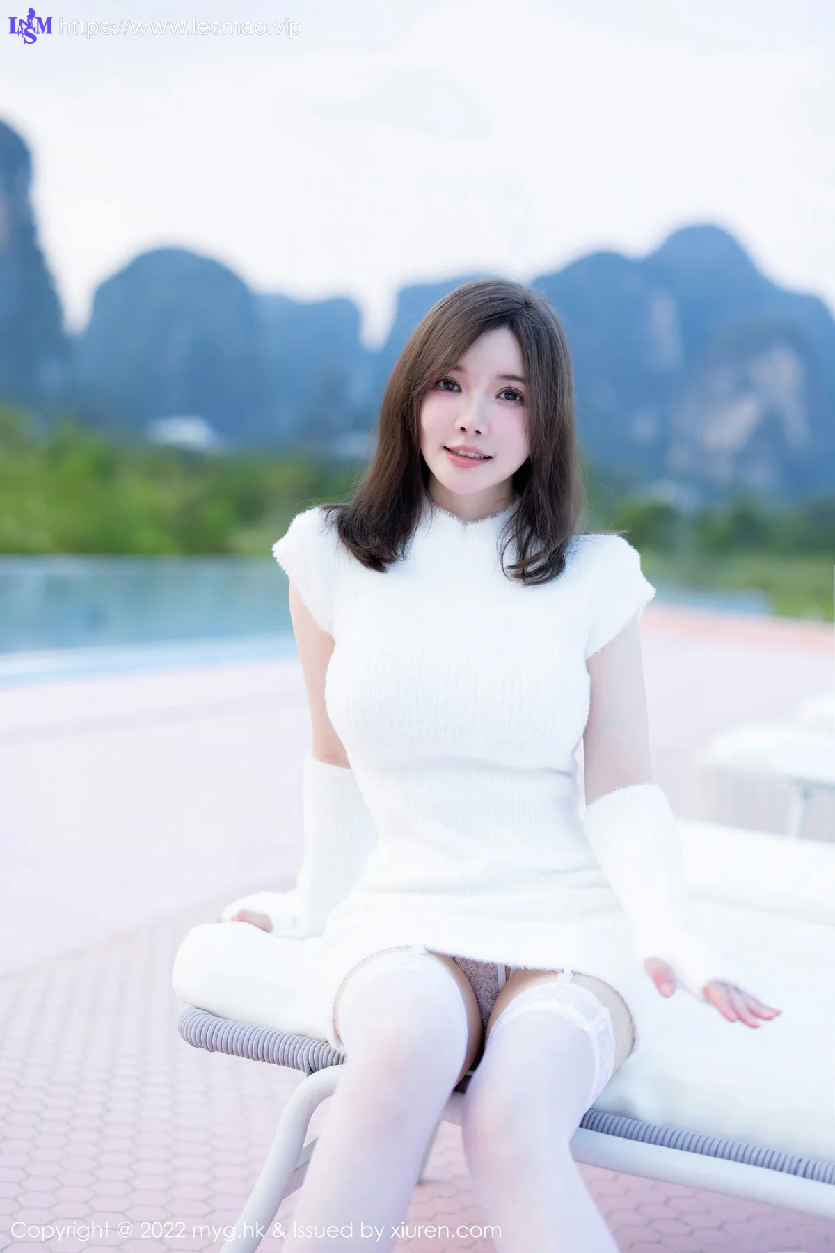 MyGirl 美媛馆 Vol.644  糯美子MINIbabe 童颜巨乳桂林心愿旅拍11 - 13