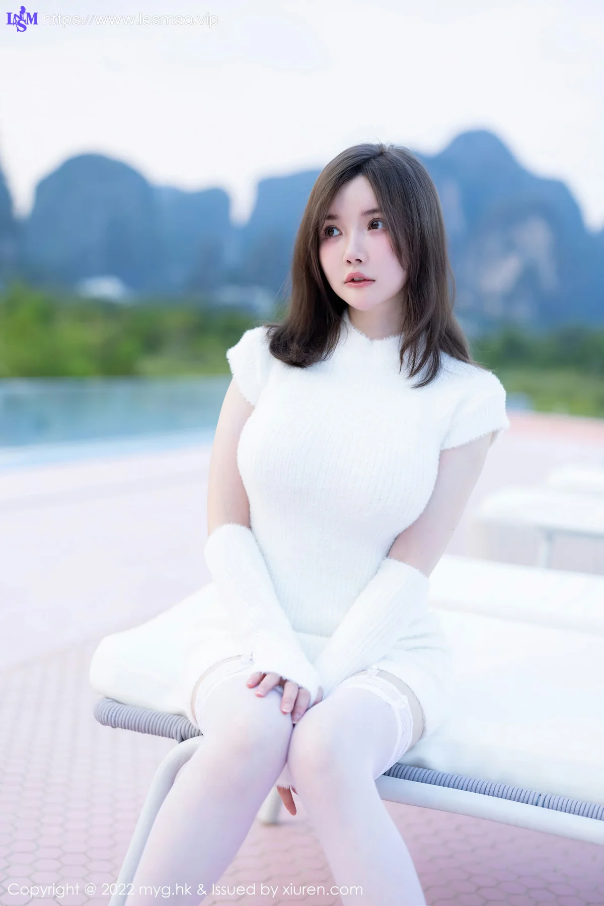 MyGirl 美媛馆 Vol.644  糯美子MINIbabe 童颜巨乳桂林心愿旅拍11 - 14