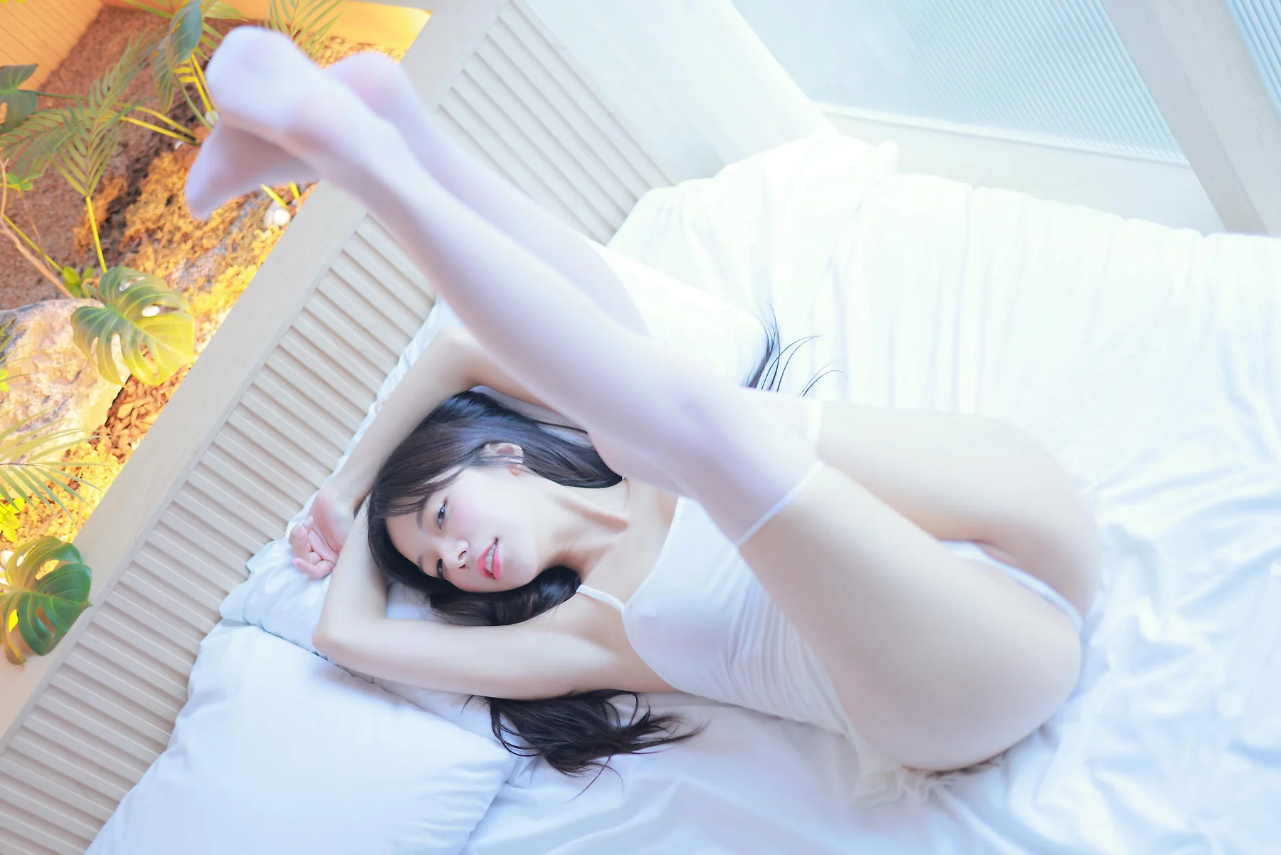 Patreon No.038  leeesovely李素英白色丝袜背心 - 17