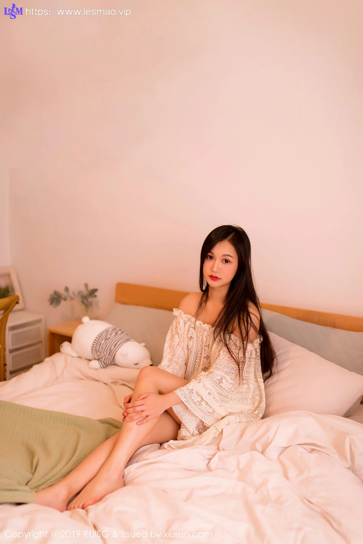 RUISG 瑞丝馆 Vol.066 深紫Julie 新晋模特首套写真 - 13