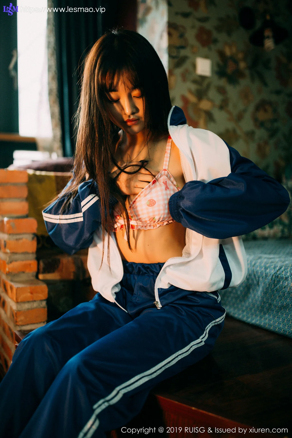 RUISG 瑞丝馆 Vol.069  圆圆Daphne 学校制服第二套 - 12