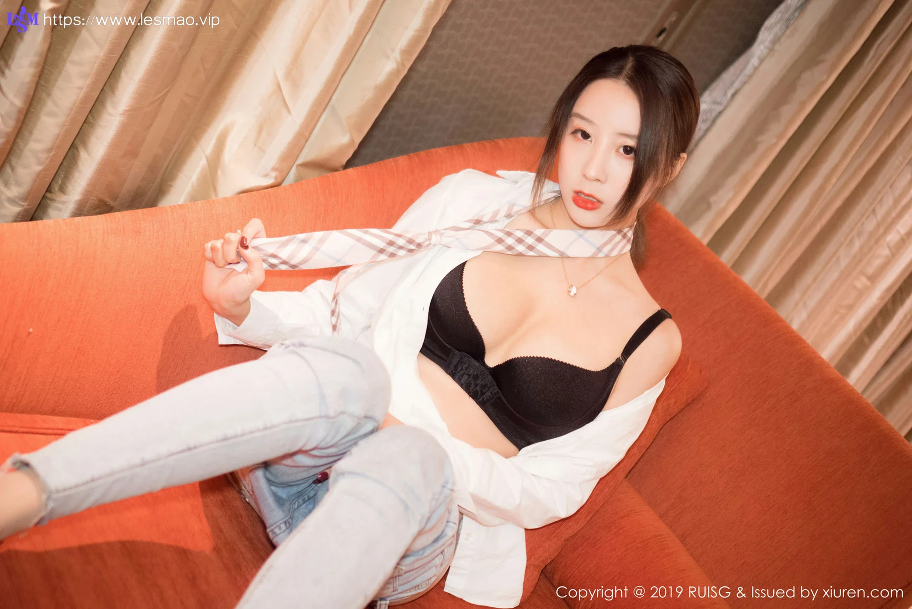 RUISG 瑞丝馆 Vol.084 筱慧 紧密美臀丝袜 - 23
