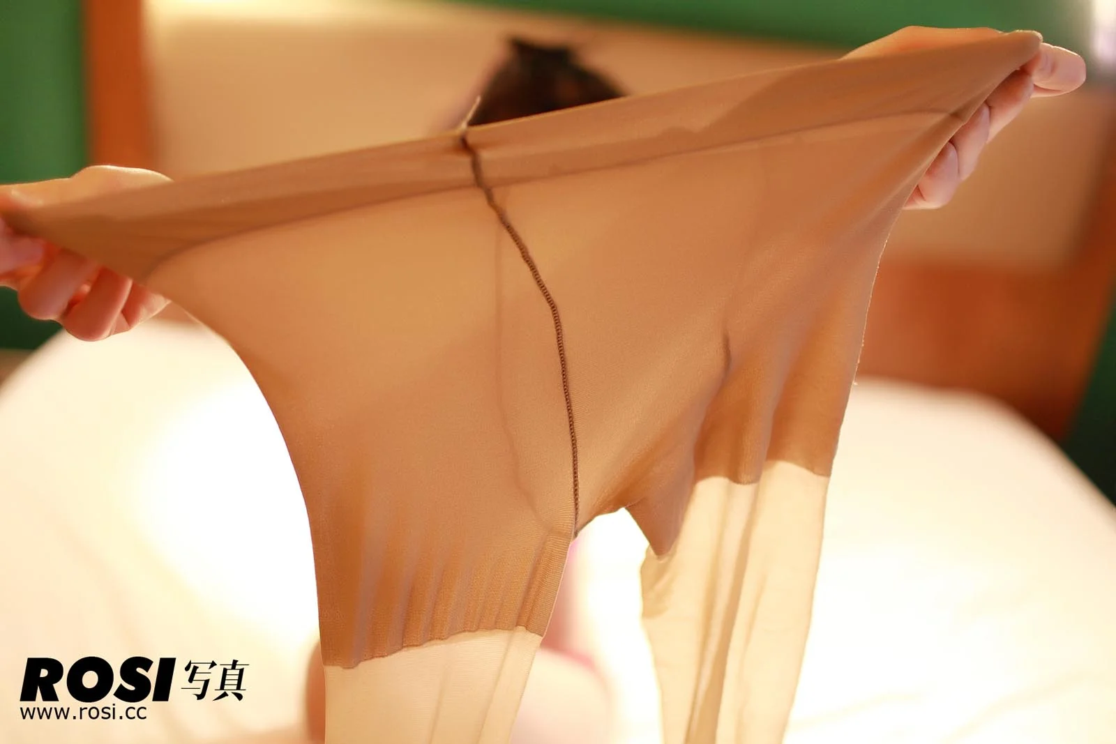Rosi 写真 No.020 50P/28.92M - 49